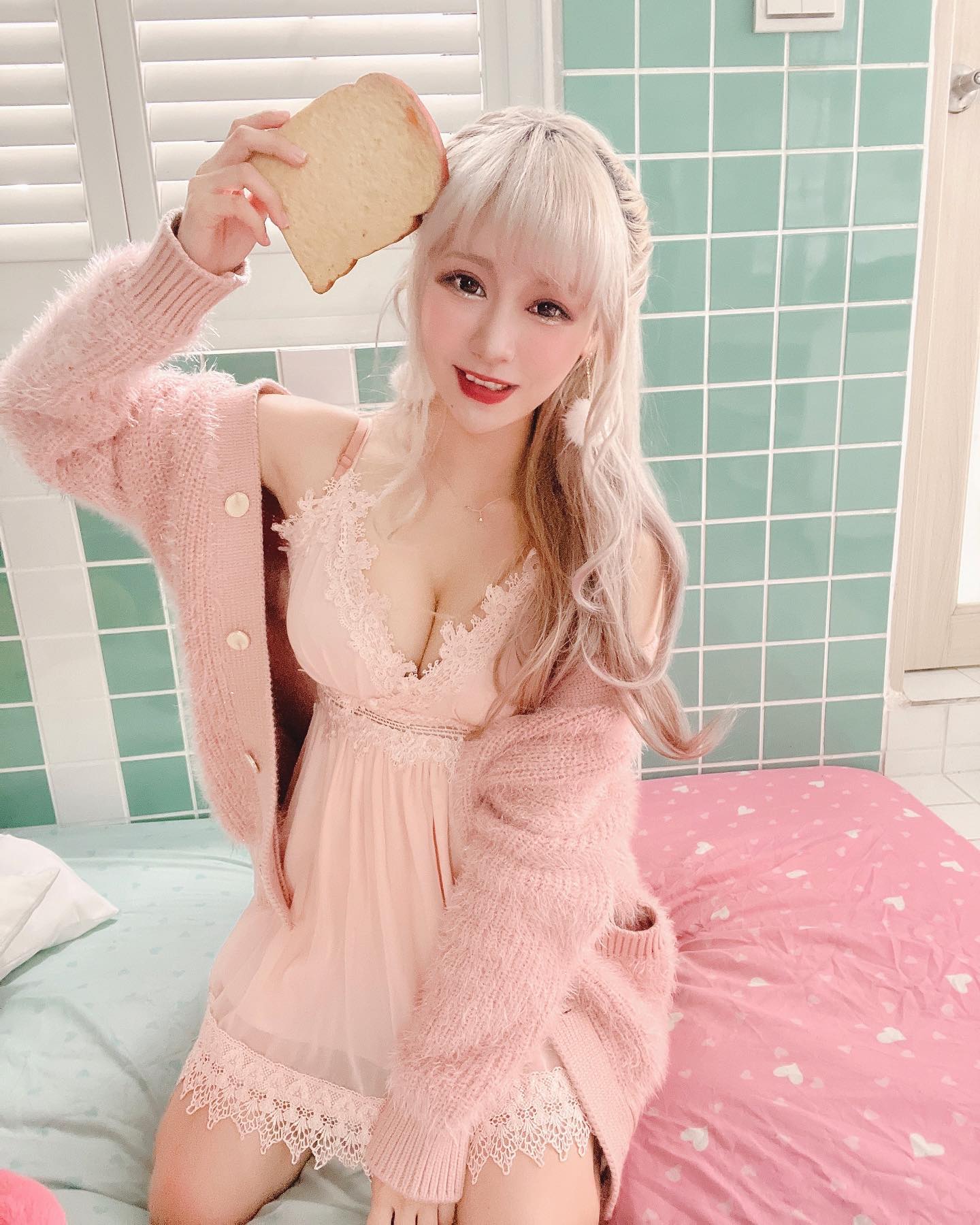 香豔正妹「薛凱云」甜美外表「身材超兇」白皙大圓乳讓人血脈噴張-第1章-图片7