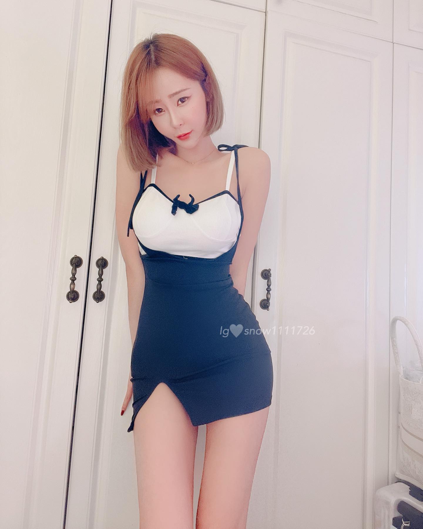 逆天長腿正妹「Winnie小雪」超邪惡「飽滿大胸器」畫面逼死人，「逆天長腿」乍現-第1章-图片8