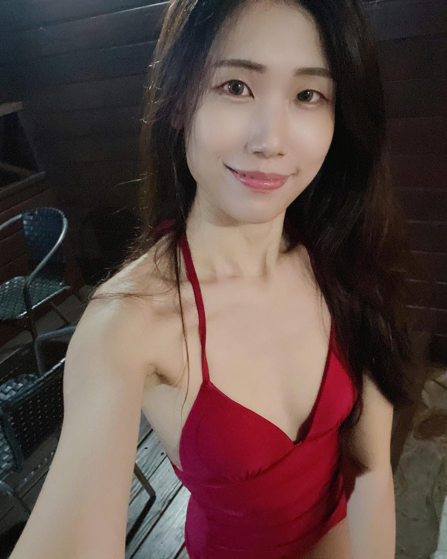 氣質小清新「Jane」美嫩長腿橫掃路面，電眼＋細白長腿讓路人都盯傻了！-第1章-图片7