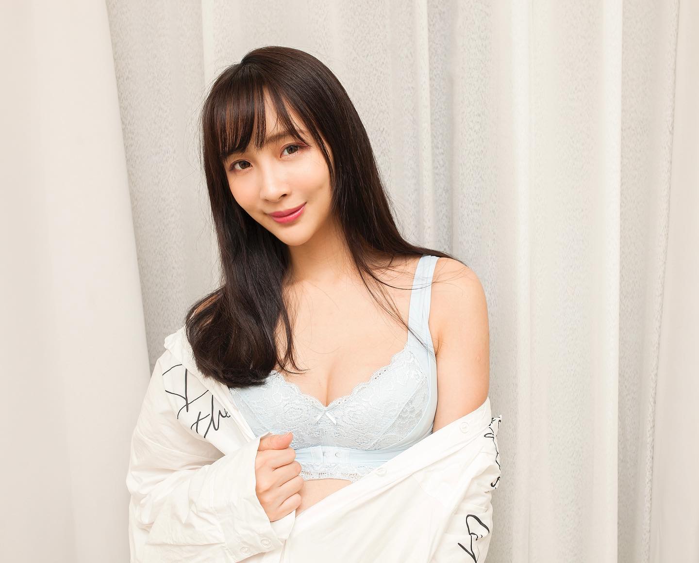 超胸爆乳妹「蓁蓁」大露逆天長腿＋蜜桃臀，眼前「美體環繞」太幸福啦！-第1章-图片6