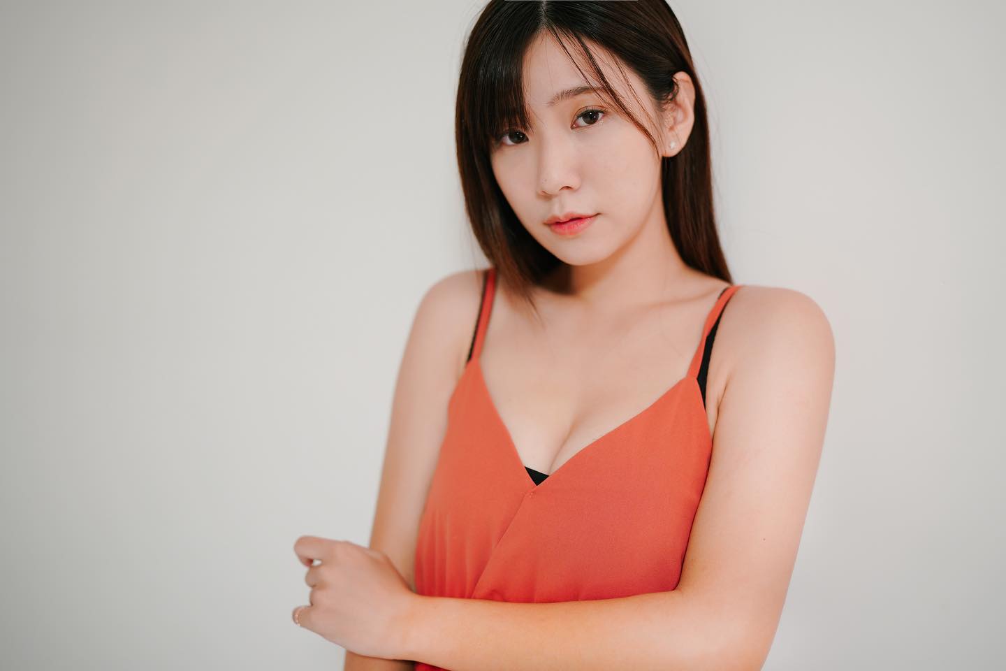 超高顏值正妹「蘇托托」又胸又甜「養眼美乳」超亮眼！美腿讓腿控們都瘋狂了！-第1章-图片3