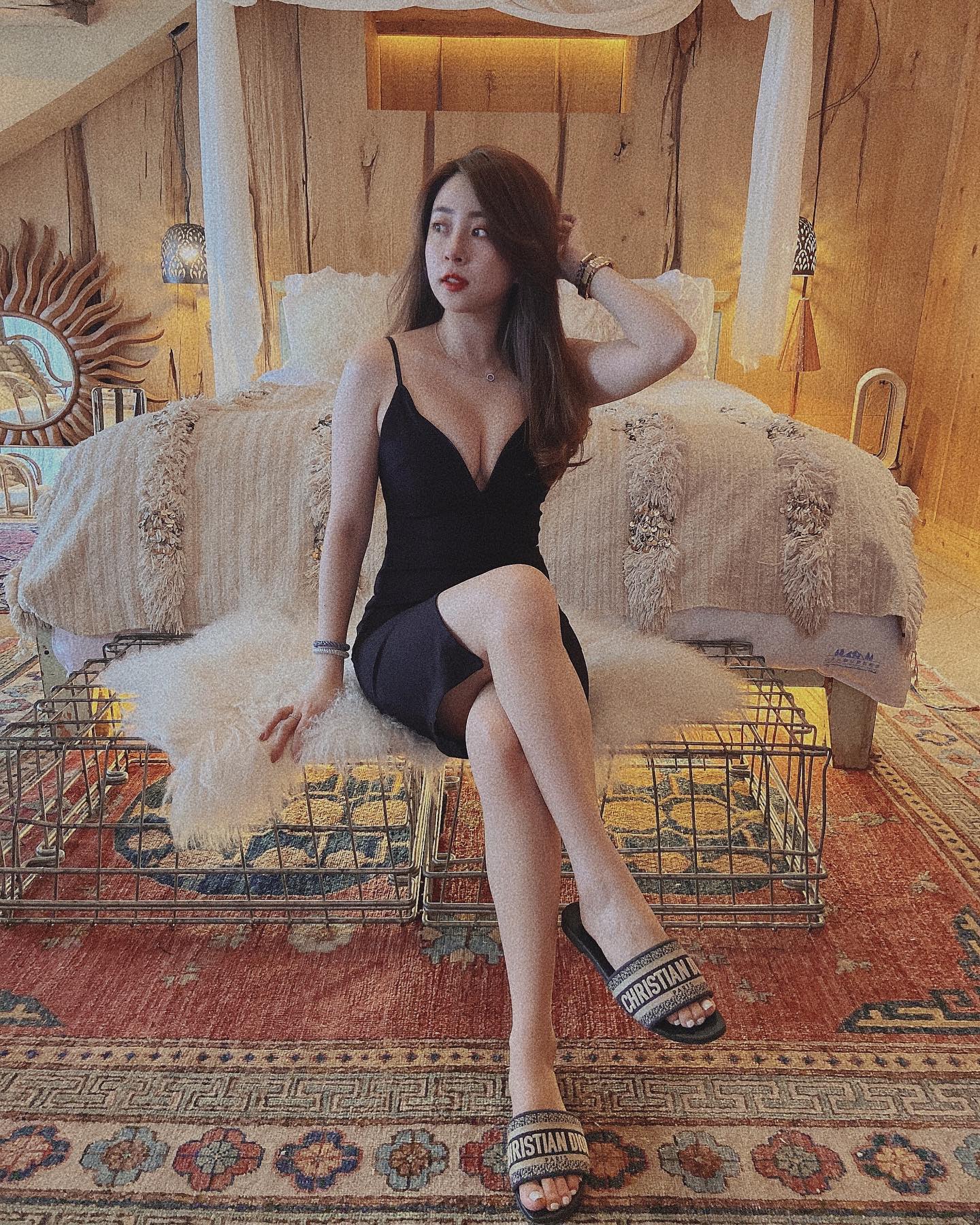 超甜正妹「白白」美胸身材有夠犯規，實在太有女人味了，差點招架不住！-第1章-图片4