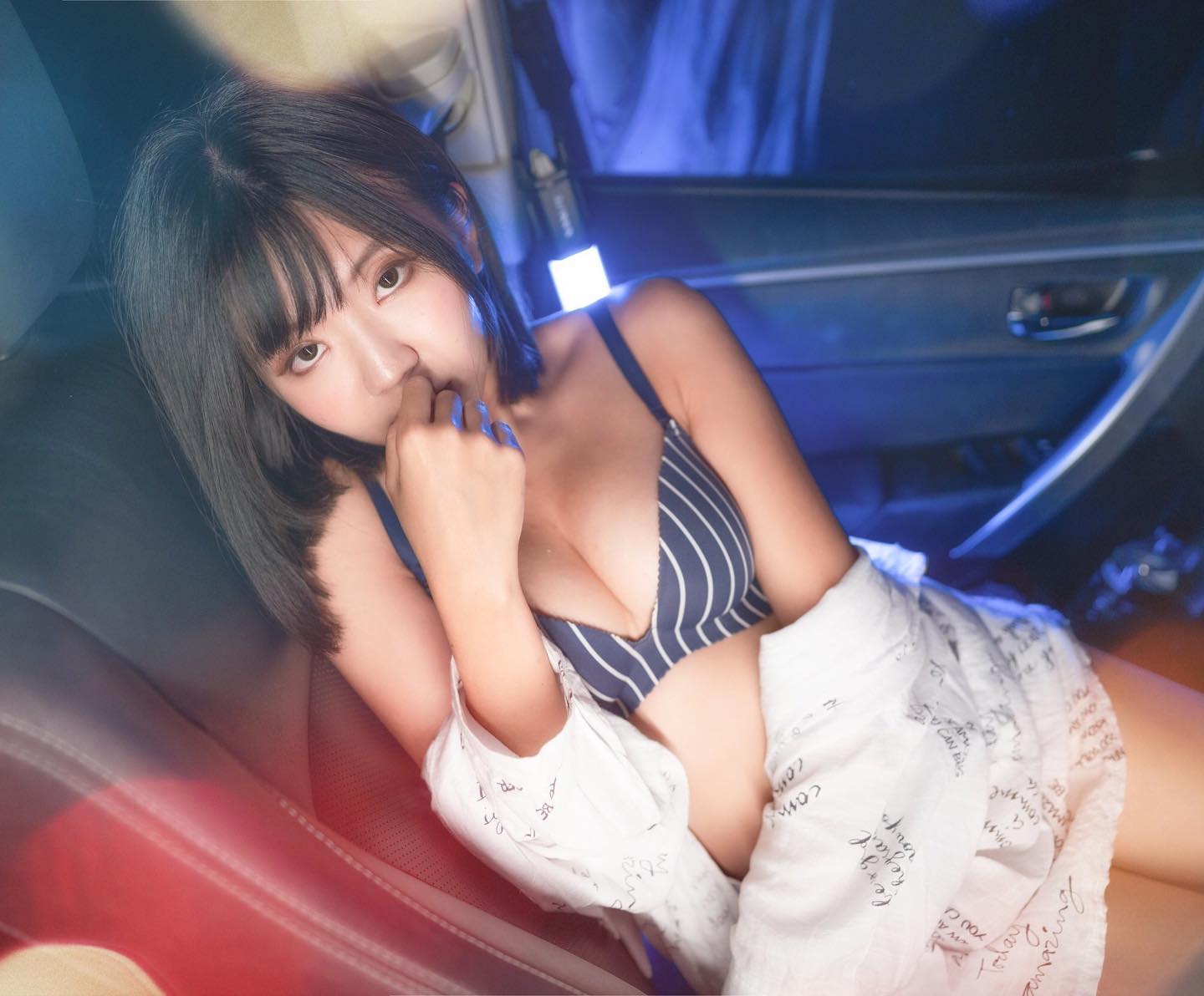 「李小A」夢幻顏值下隱藏驚人乳量，搭載「迷人美乳」讓人無法抗拒-第1章-图片1