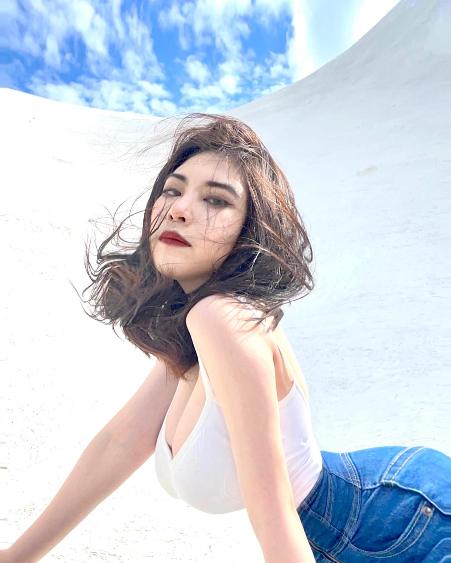 長腿爆乳妹「江宛庭」露美胸讓網友瘋狂了！這乳量真的太重了！-第1章-图片5