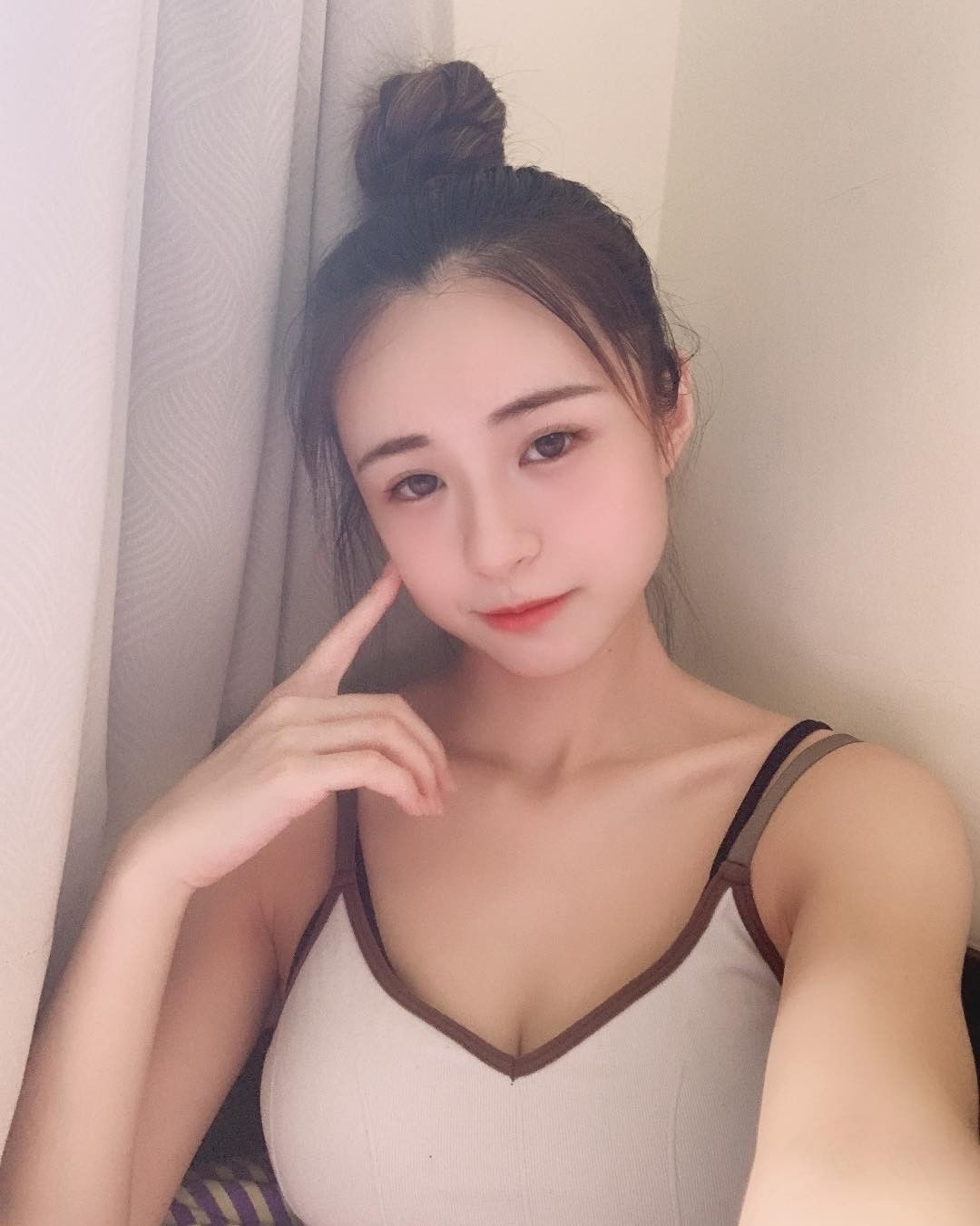 微糖女神「陳怡婷」有容奶大甜笑仙氣爆棚，清秀大眼笑容「甜死人不償命」-第1章-图片6