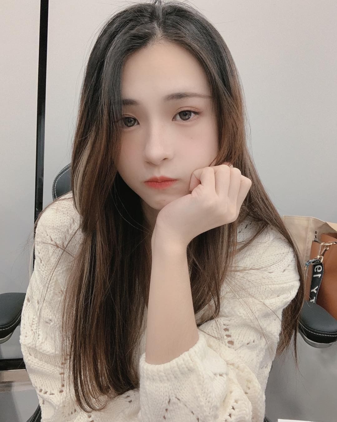 微糖女神「陳怡婷」有容奶大甜笑仙氣爆棚，清秀大眼笑容「甜死人不償命」-第1章-图片9