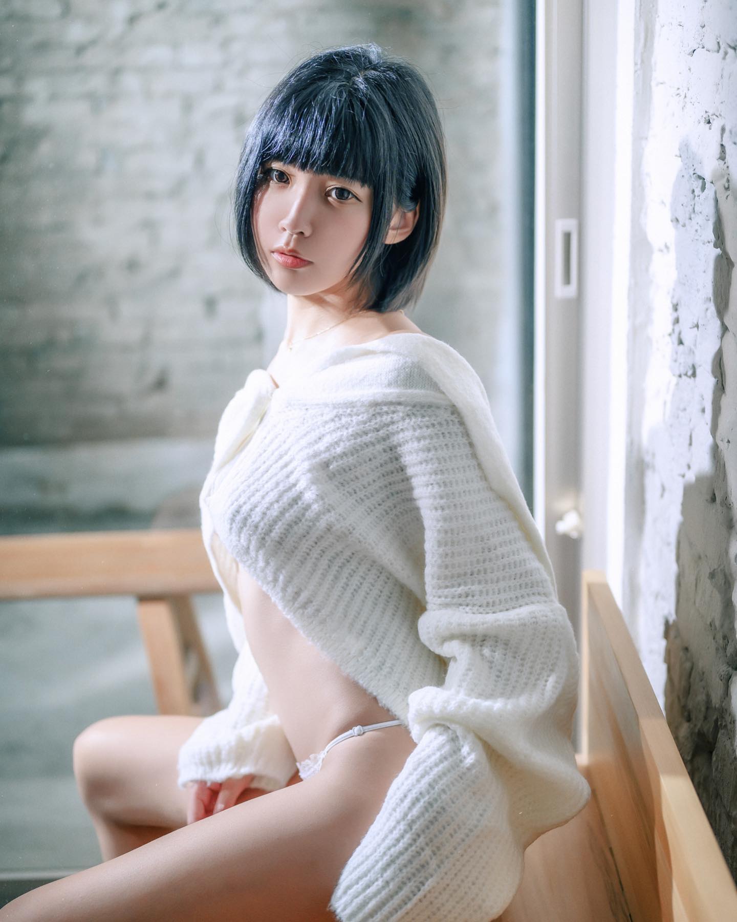 「珮」微翹曲線太撩人，白皙美肌＋水靈大眼意圖使人戀愛！渾圓美乳跑出來透氣！-第1章-图片4