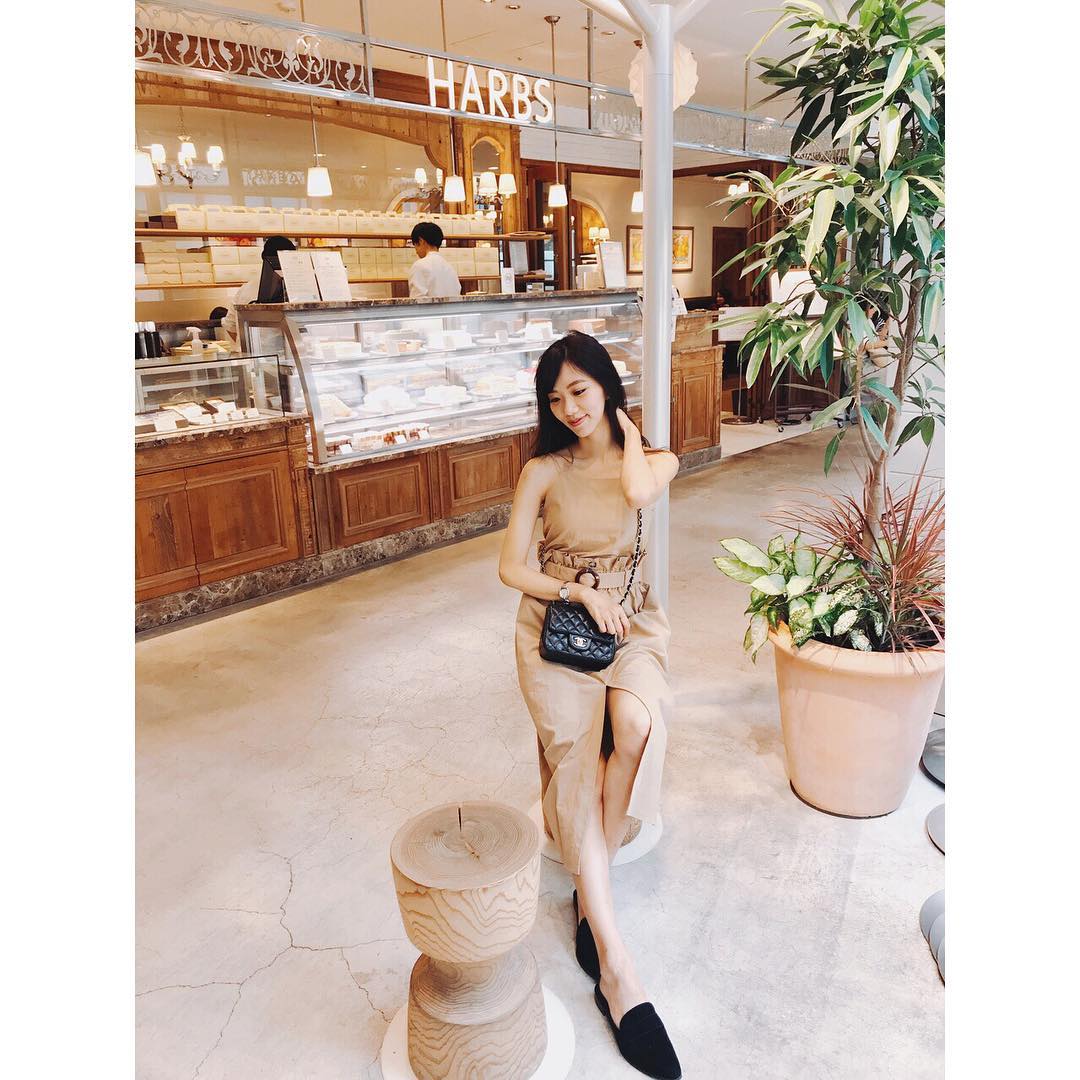 電眼正妹「Chiapu Chou」氣質亮麗，養眼的「迷人酥胸」畫面讓人戀愛啦-第1章-图片6