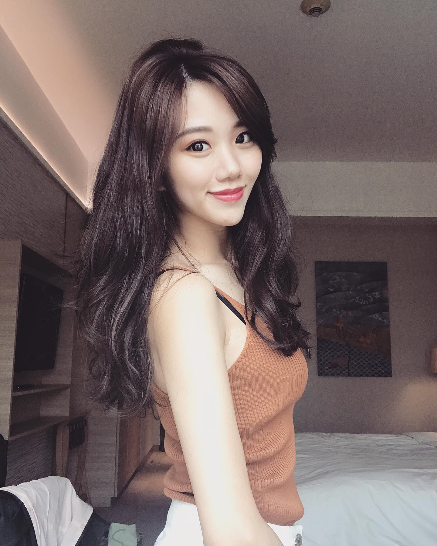 電眼正妹「Chiapu Chou」氣質亮麗，養眼的「迷人酥胸」畫面讓人戀愛啦-第1章-图片8