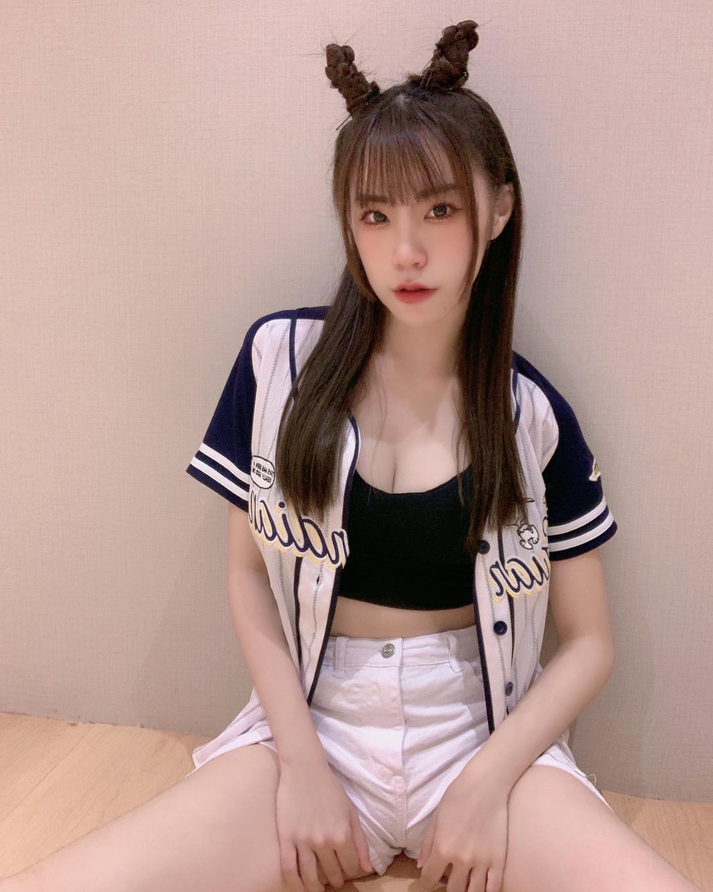 「Amber倩宇」視線移不開「逆天神腿」完美身材挑戰視覺極限！還有完美的形狀！-第1章-图片3