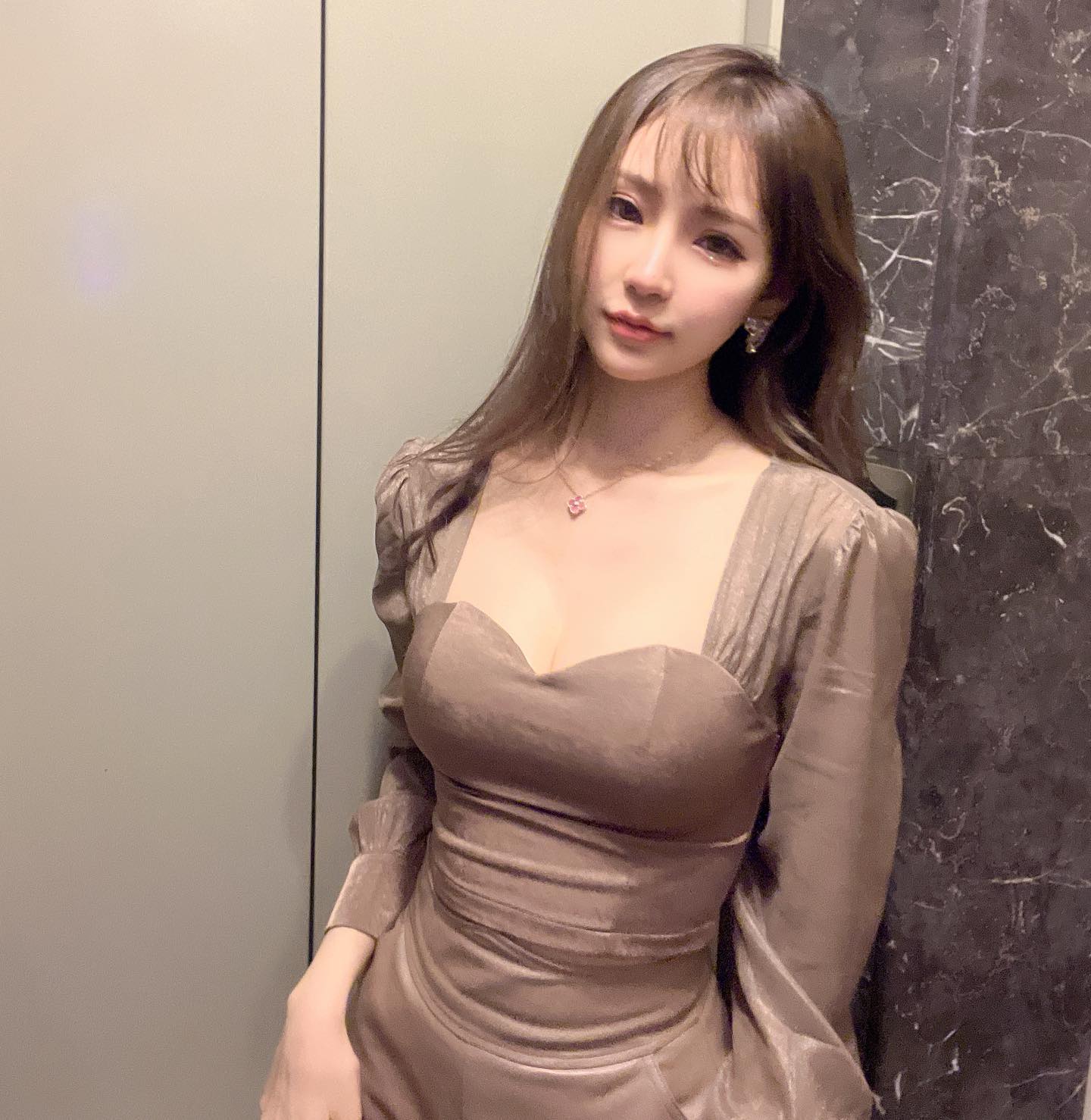 「小采瑄」辣到Hold不住，萌甜美顏已達偶像級別，美乳讓粉絲超想撲！-第1章-图片10