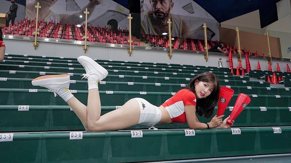 正妹「壯壯」純天然銷魂體，又狂又猛「撩慾姿態」性感力爆發，迷倒網友-第1章-图片7