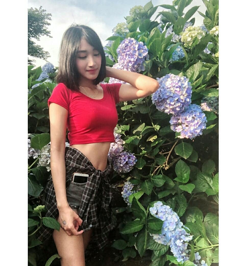 淡江會計班花段璟樂超性感美背視覺畫面好誘惑-第1章-图片4