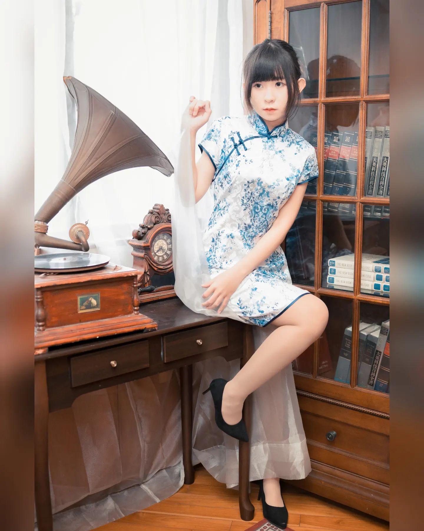 外拍正妹「綾兒」猛爆身材攻擊力太強！胸前實在太吸引人！網友都暴動了！-第1章-图片10