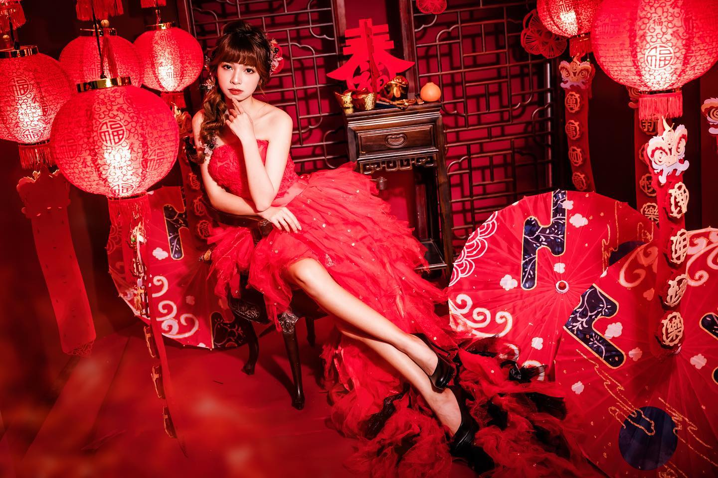 甜心Coser「劉瑋晞」渾圓美臀乍現！神級美乳電暈全場，甜美又嫵媚讓人招架不住-第1章-图片3