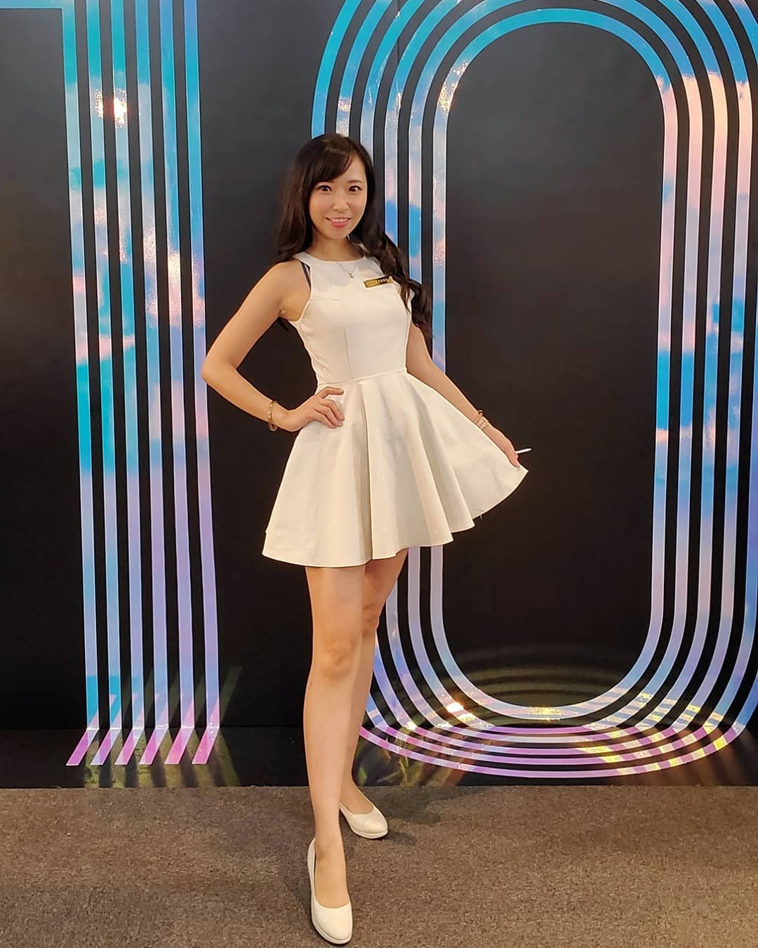 正妹主持人「小魚安安」畫面一出網友都暴動啦，「胸前太雄偉」火辣胴體太誘人-第1章-图片7