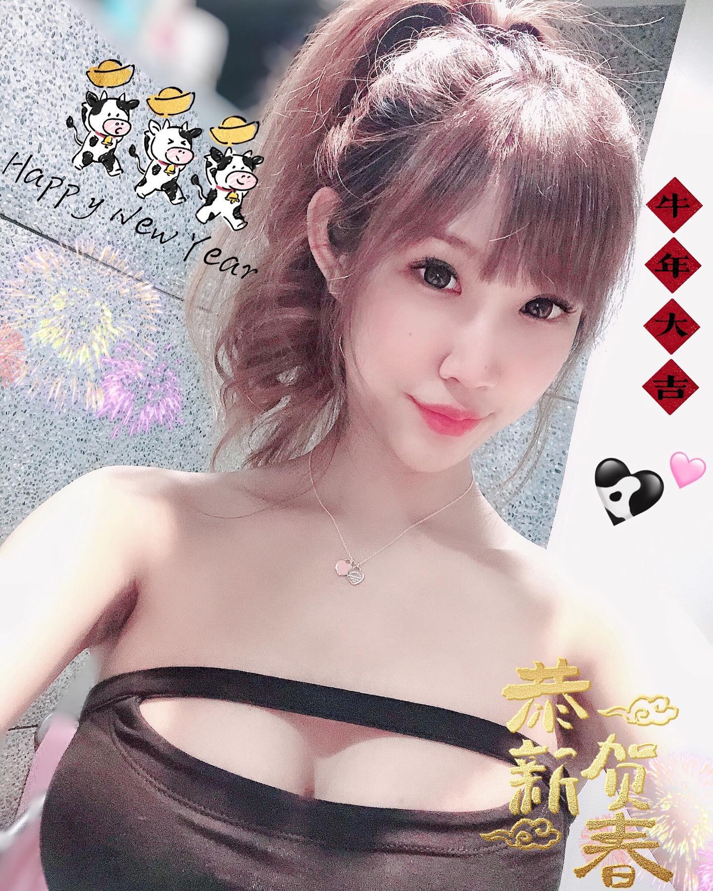 「羅伶」渾圓美胸撞擊畫面太銷魂，男人的天菜無誤，「碗公奶」快要遮不住啦-第1章-图片10