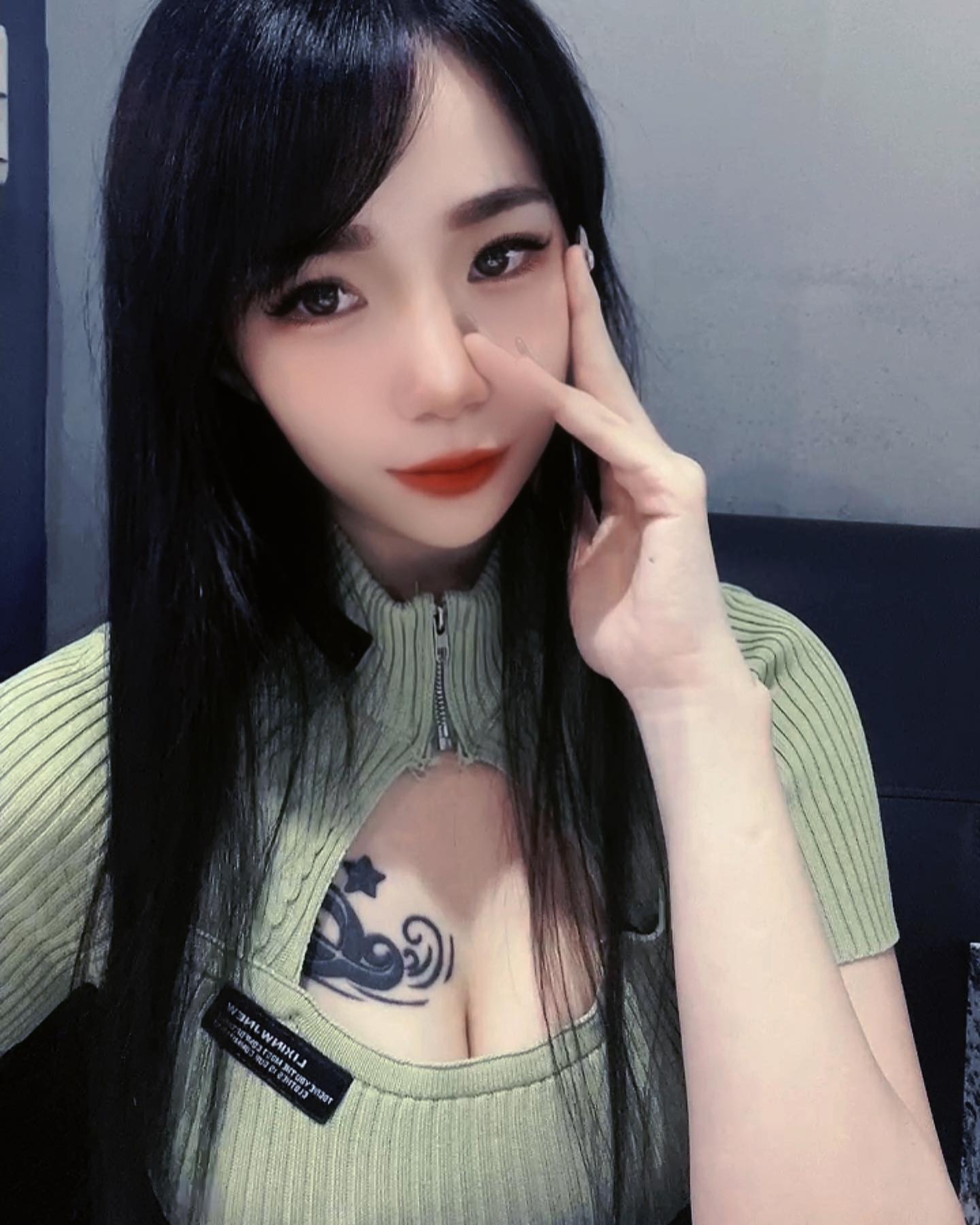 逆天正妹「糖兒」整個都是滿滿的深溝！IG裡更多美照，這溝到底有幾公分？-第1章-图片10