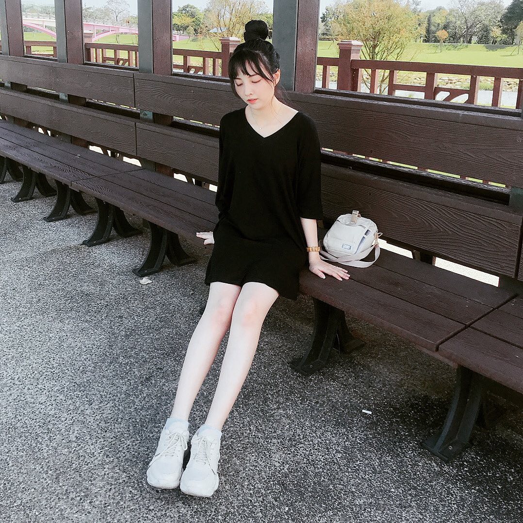 女神「姜姜」顏值讓人戀愛！「飽滿乳量」實在是極品！ 硬是塞滿畫面好擁擠-第1章-图片5