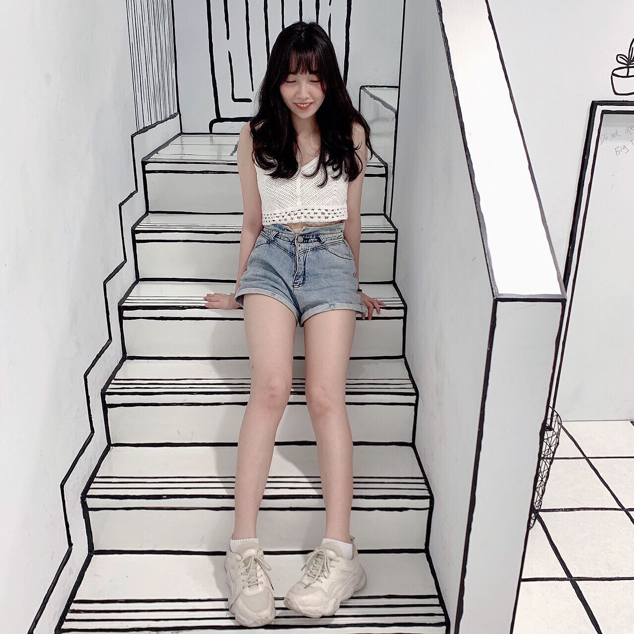 女神「姜姜」顏值讓人戀愛！「飽滿乳量」實在是極品！ 硬是塞滿畫面好擁擠-第1章-图片7