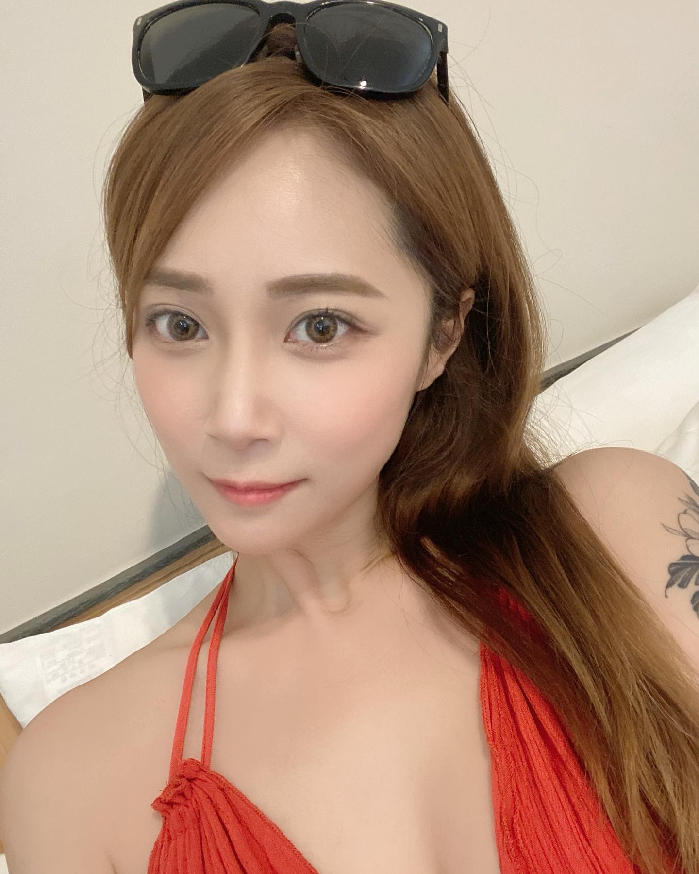 大奶妹子「Lin Lin」藏不住的性感炸彈，「比基尼」讓人幻想大開-第1章-图片8