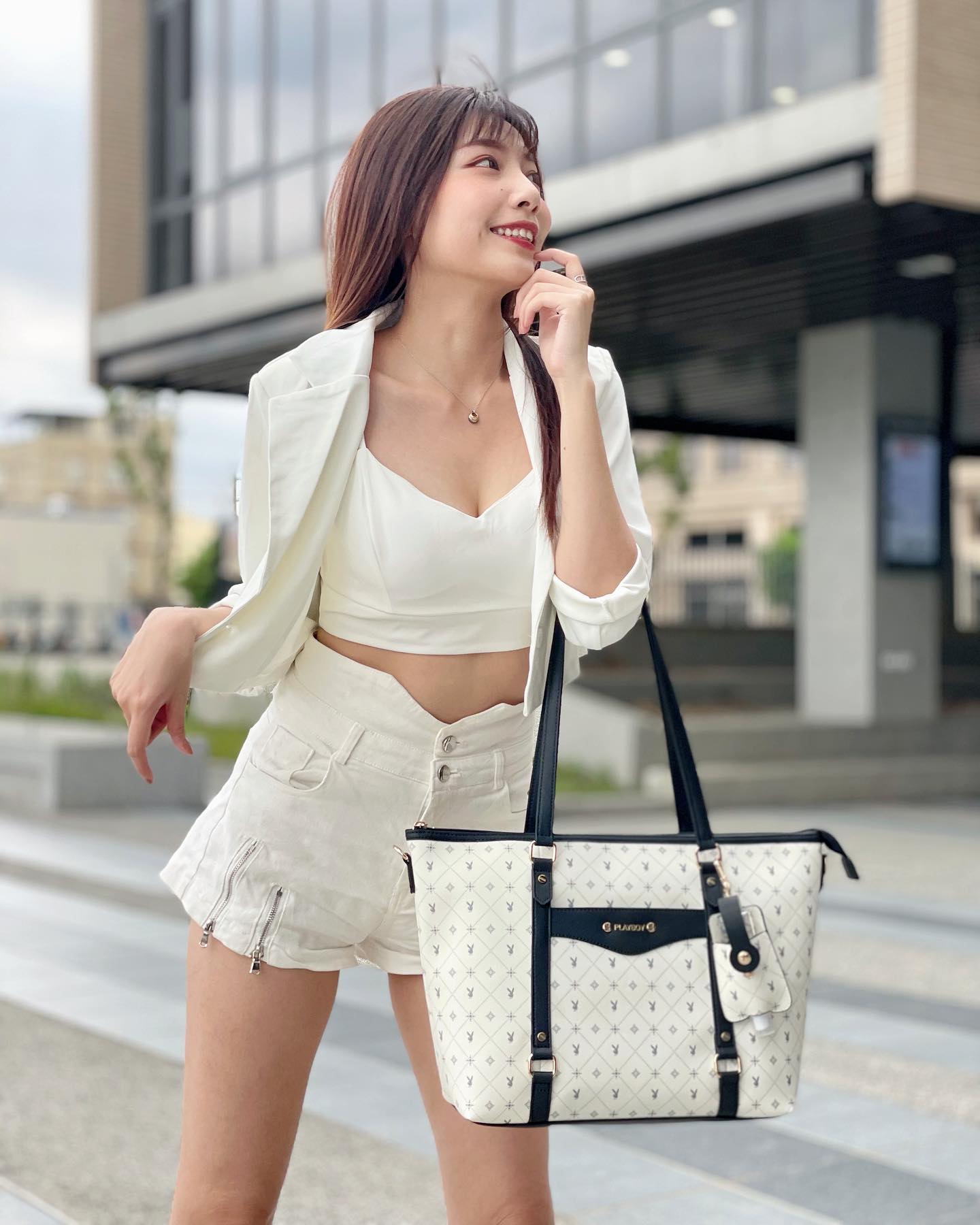 火辣尤物「楊昀蓁」性感長腿太誘惑！ 美貌太驚人「美胸好身材」畫面好犯規！-第1章-图片4