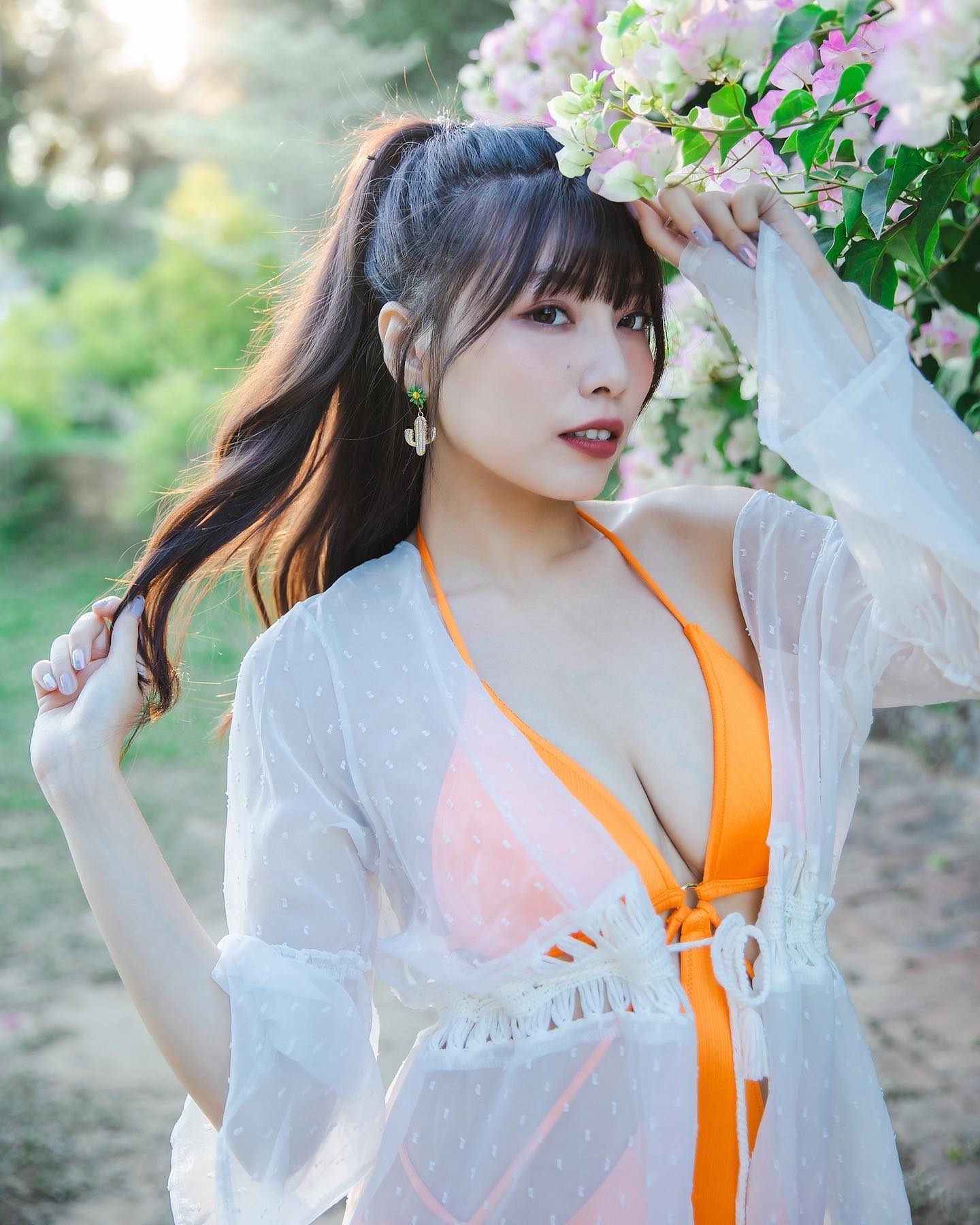 火辣尤物「楊昀蓁」性感長腿太誘惑！ 美貌太驚人「美胸好身材」畫面好犯規！-第1章-图片7