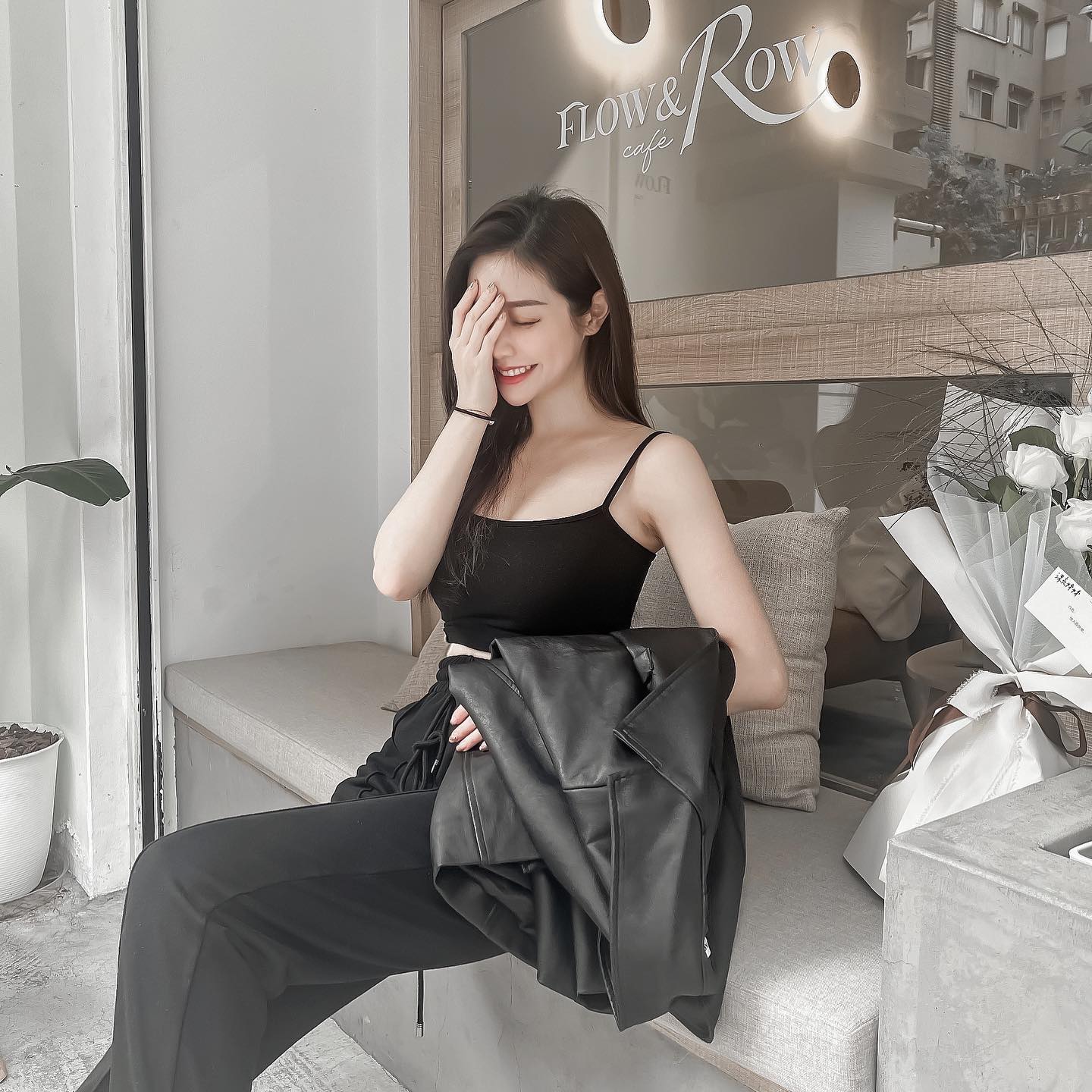 好胸正妹「Dmanda」眼神超勾魂！完美的美胸身材讓人血脈噴張，一不小心就會戀愛-第1章-图片11