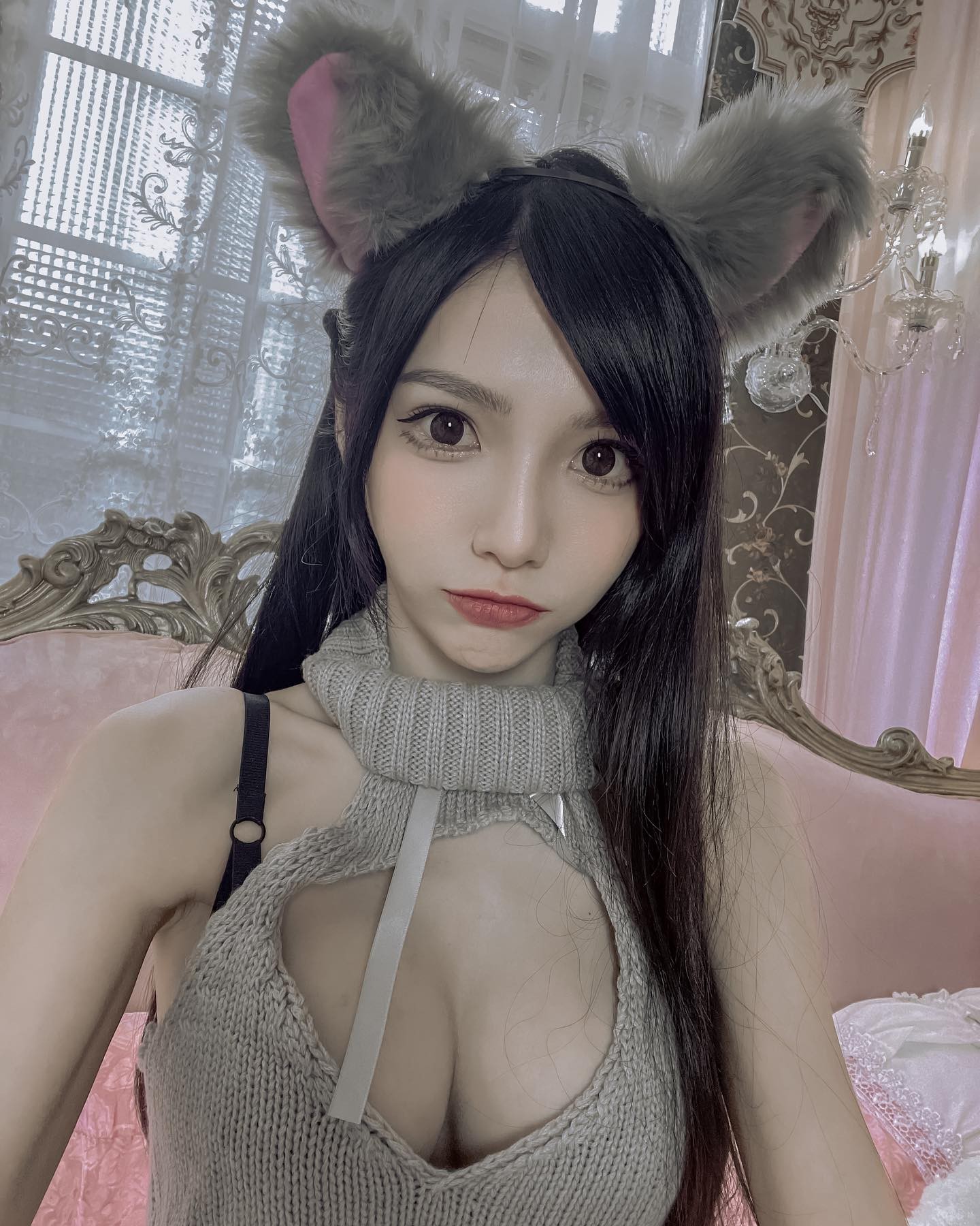 性感模特兒「許小葆」逆天顏值配備Q彈飽滿「波霸奶」誠意十足，實在太猖狂了！-第1章-图片3