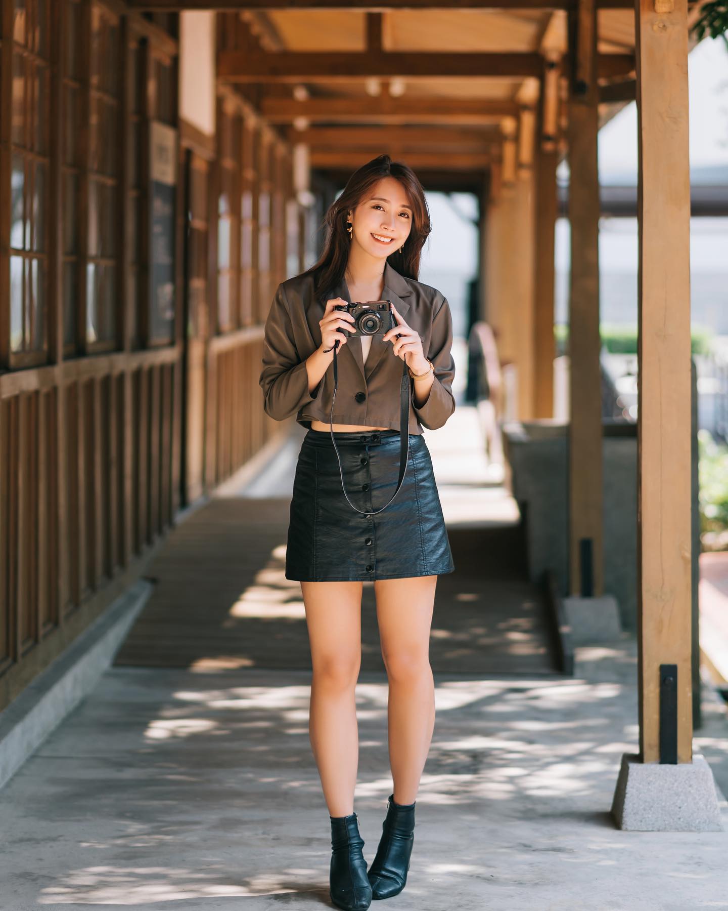 巨乳奶姊「饒詩婕」乳量好犯規！白嫩大圓球讓人受不了，勾魂腿毀網友理智-第1章-图片7