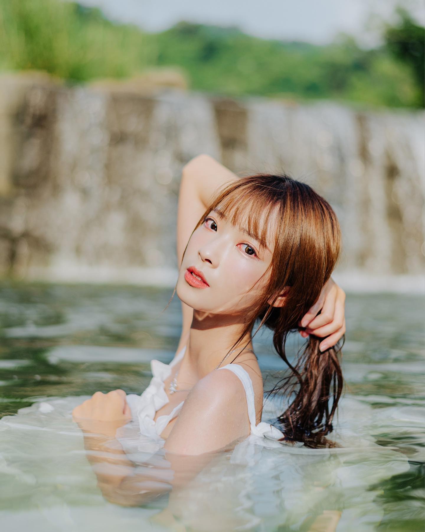 甜美正妹「江江」又正又甜美！掉出渾圓飽滿美胸，好狂好犯規！-第1章-图片6