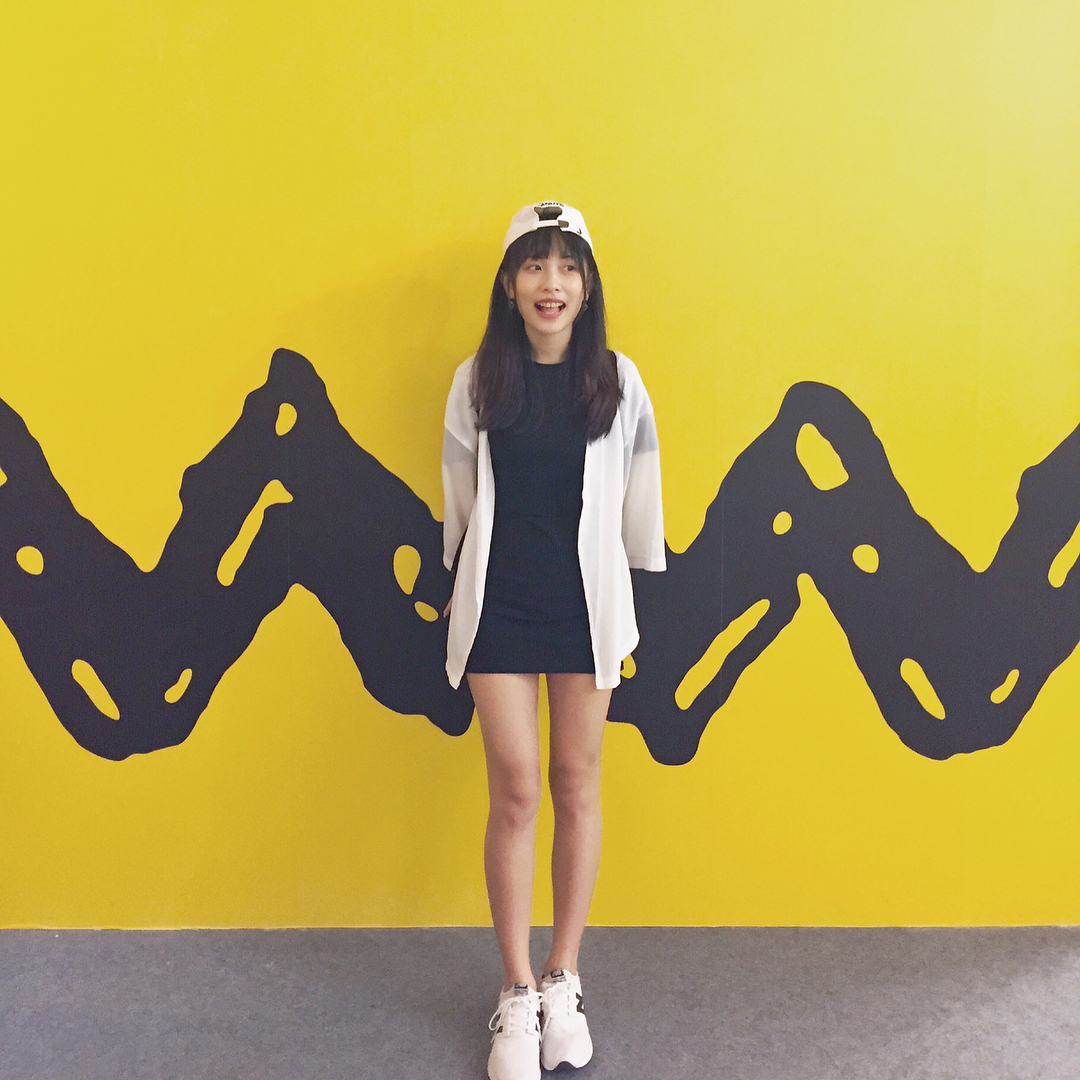 甜美天菜「Yuna」狂露「麻糬乳」！露出驚人長腿，白嫩的美乳身材整個逼死人啊！-第1章-图片1