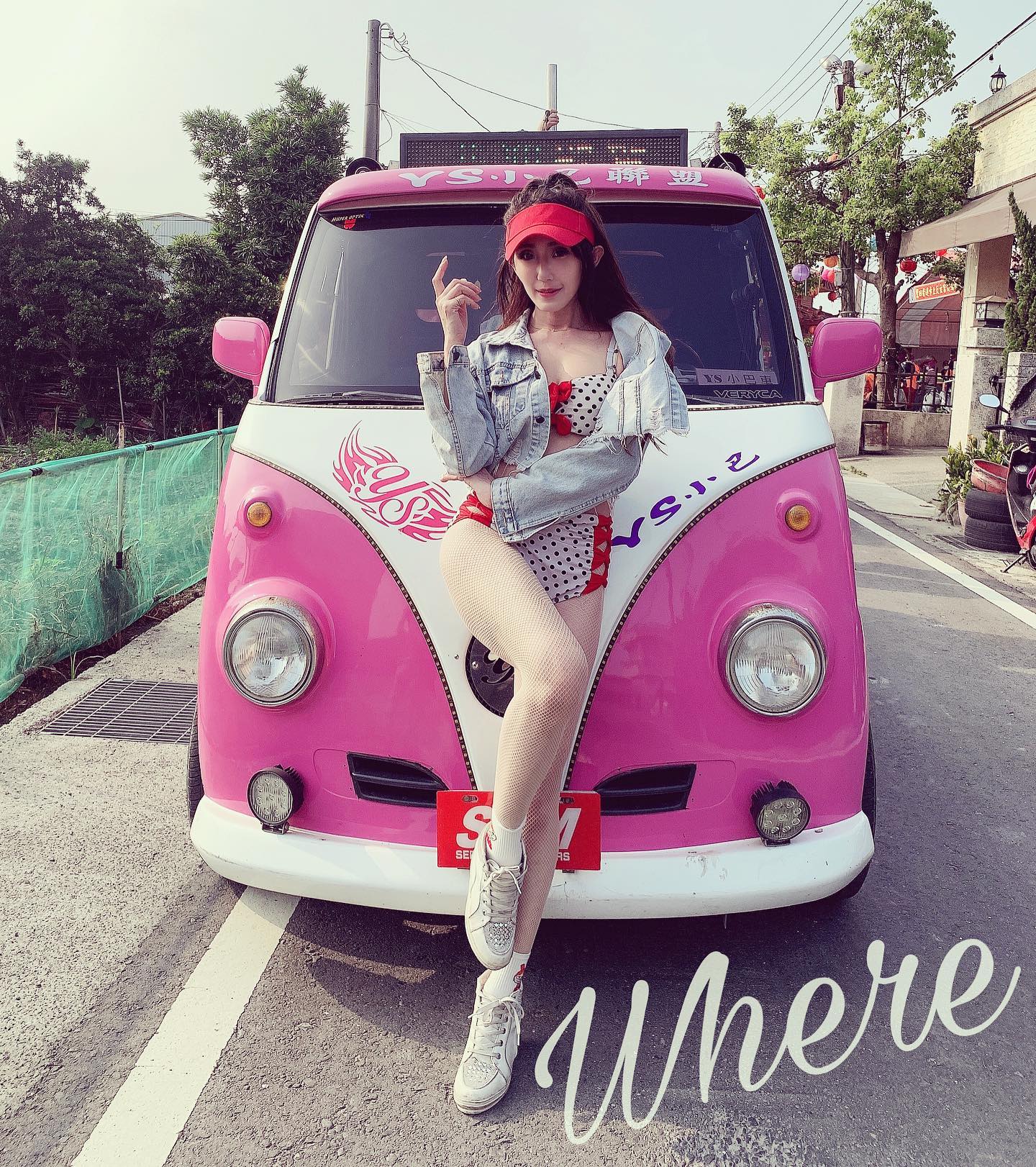 銷魂辣模「方小卉」最愛曬深溝，「渾圓雙峰」整個塞爆螢幕啦！-第1章-图片10