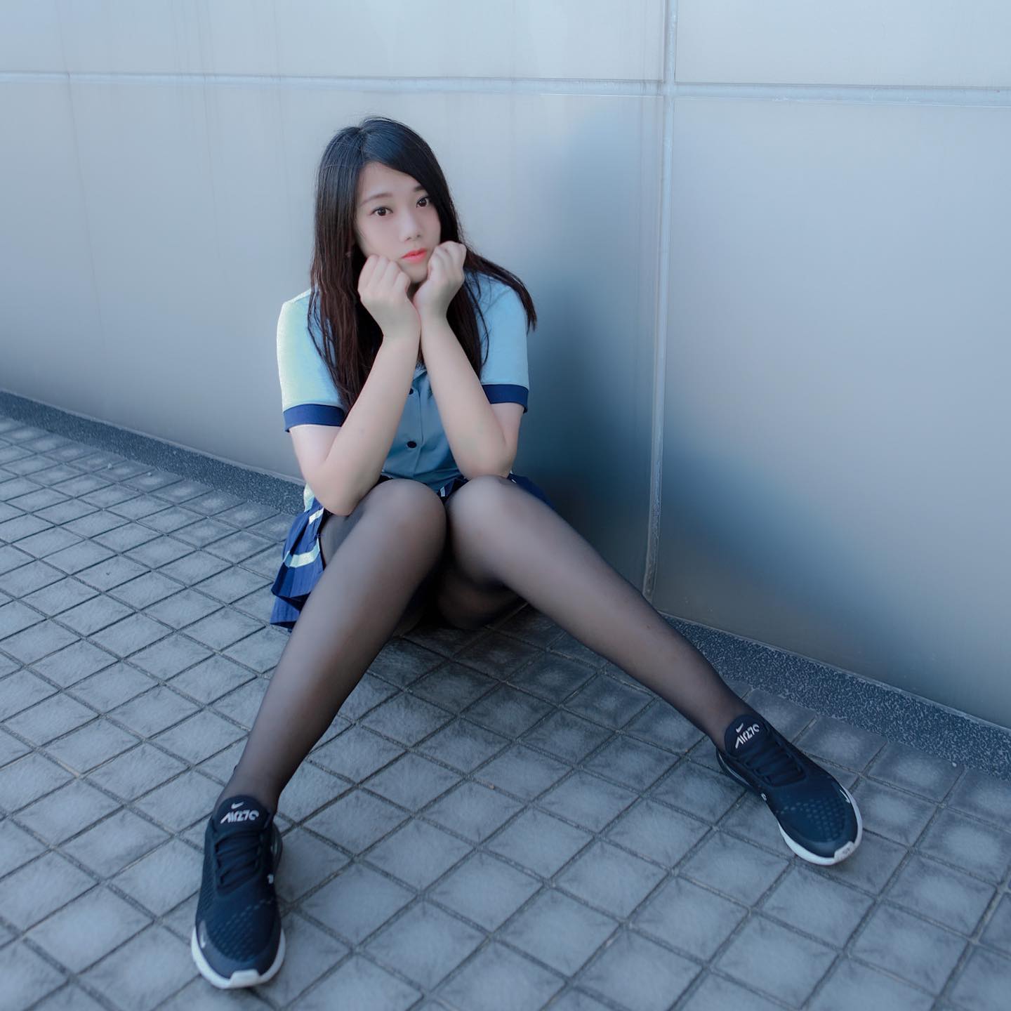 美腿正妹「妃兒」火辣身材讓人很想趁虛而入！ 立體畫面讓人又驚又喜！-第1章-图片3