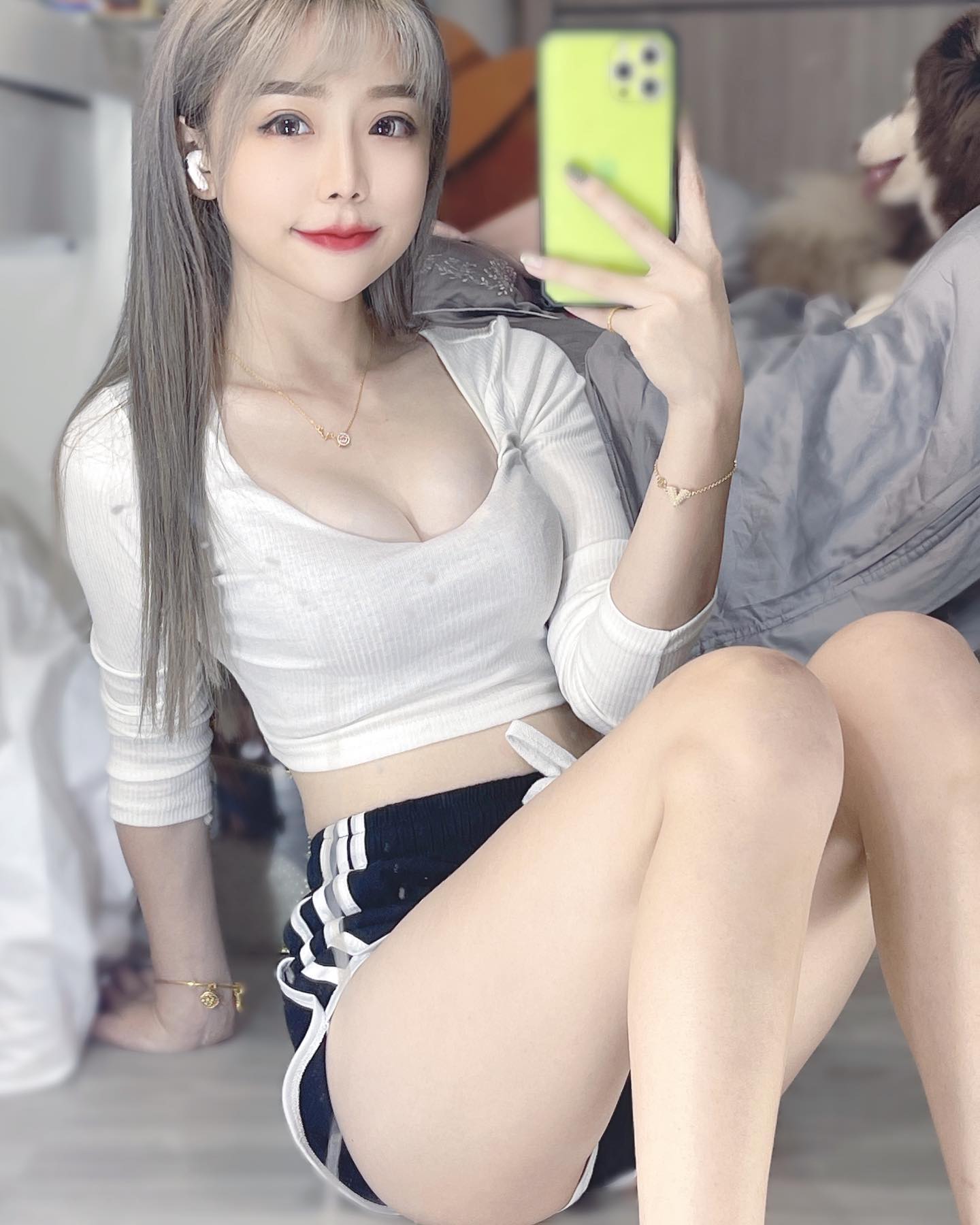 美乳正妹「林衣蘋」性感好身材擄獲網友芳心！「滿滿深溝」狂到受不了！-第1章-图片4