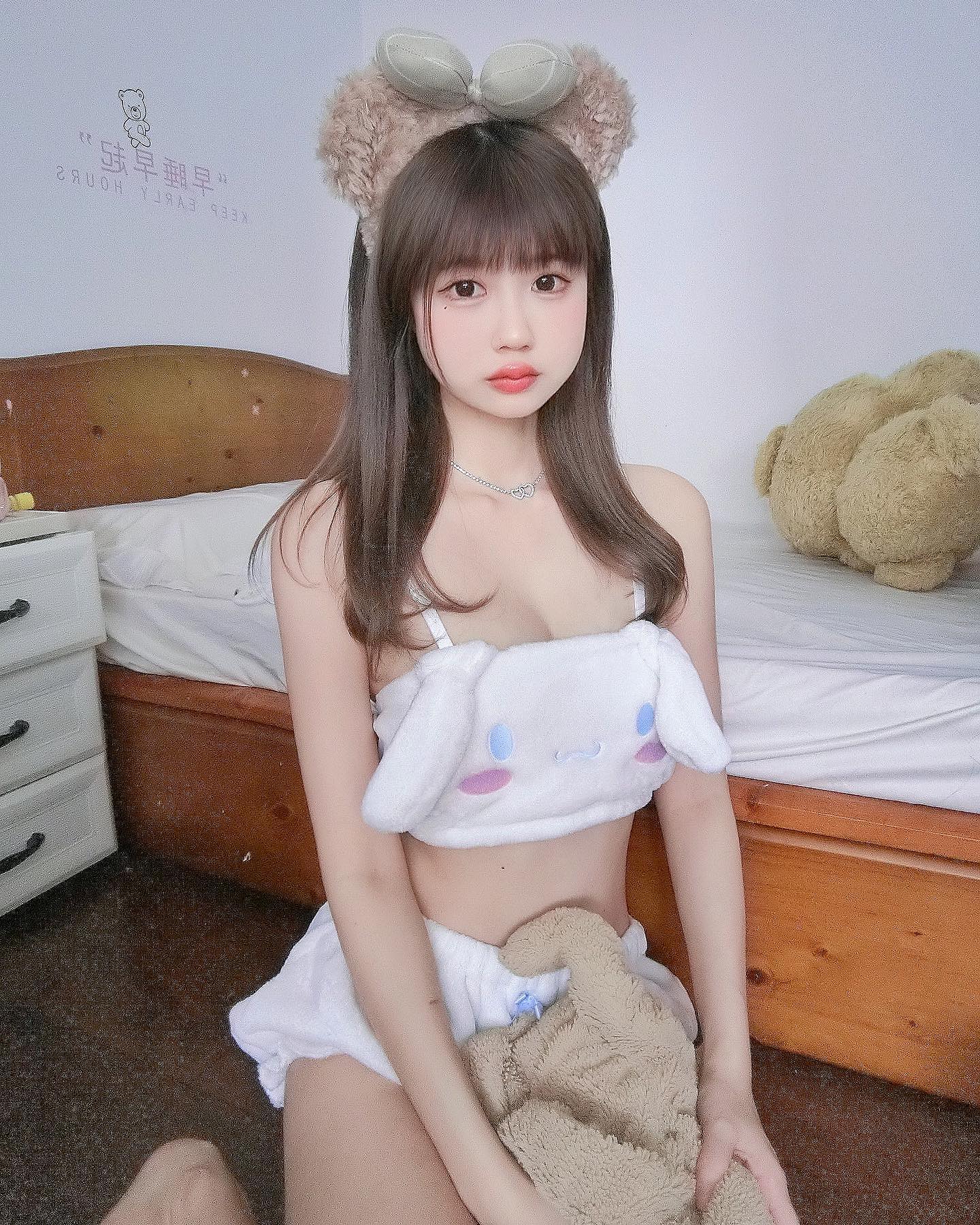 長腿甜心「瑜瑜」S形身段秀豪乳！波濤胸湧彷彿「奶浪襲來」還大秀白嫩美腿-第1章-图片8