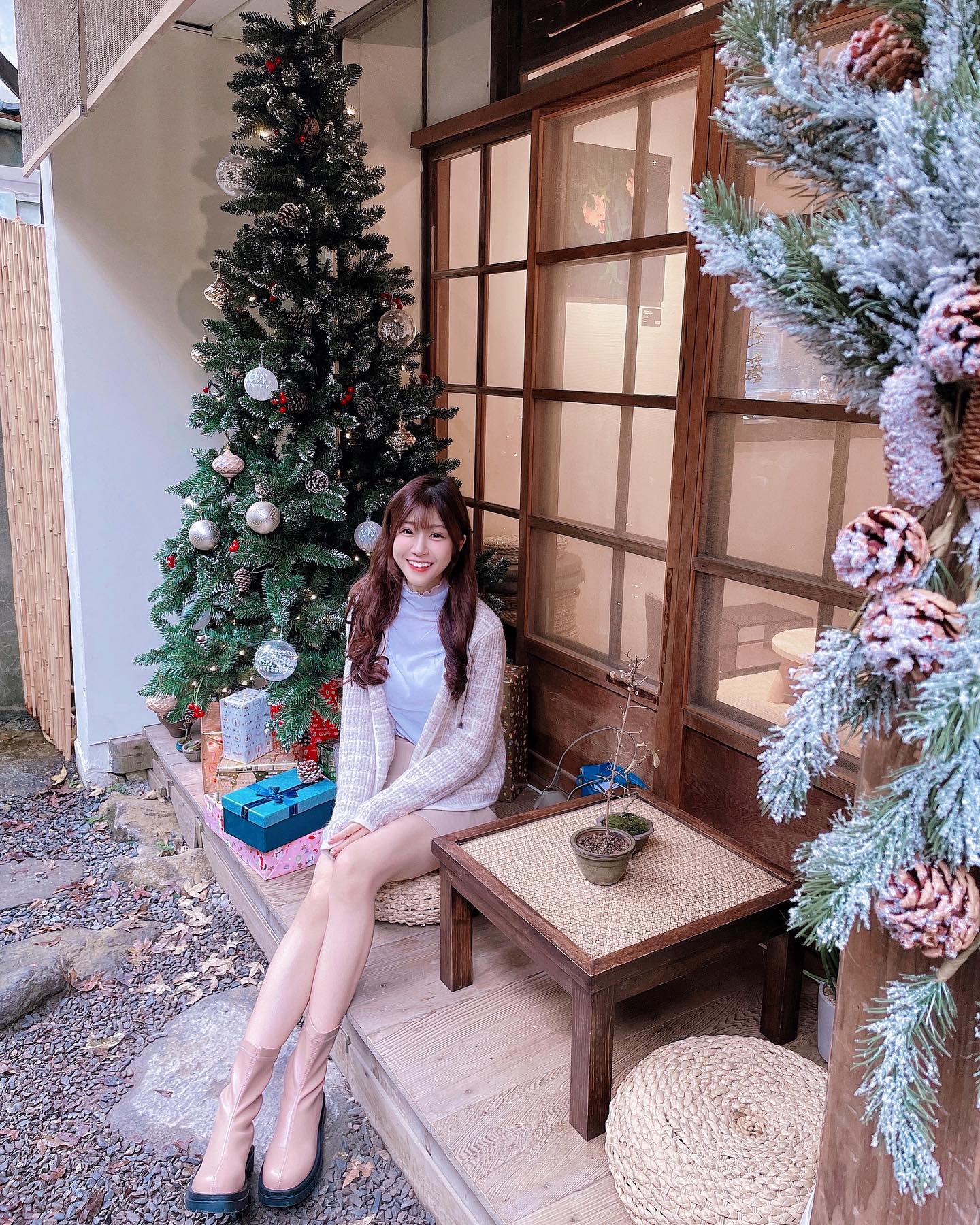 甜美正妹「曼曼」一雙水汪大眼露出甜美笑容，白皙美肌讓人心好癢啊！-第1章-图片9