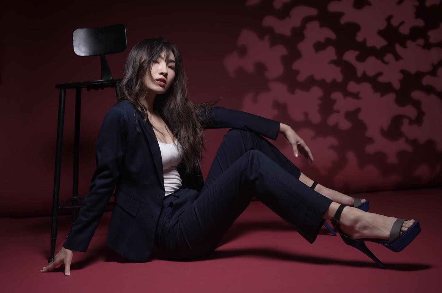 「壽司張佳瑩」胸前太宏偉，一雙電眸讓人淪陷了！濃醇香溢出來畫面好狂-第1章-图片6