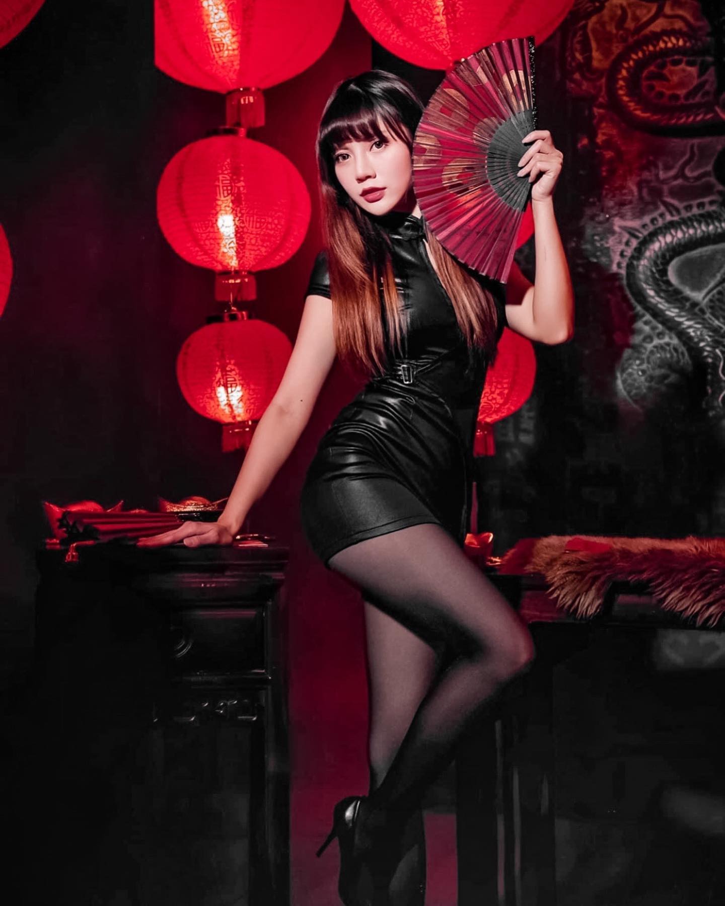 巨乳萌妹「于小文」深V乳溝畫面太誘惑了！帶你回到初戀瞬間！看了立刻融化！-第1章-图片6