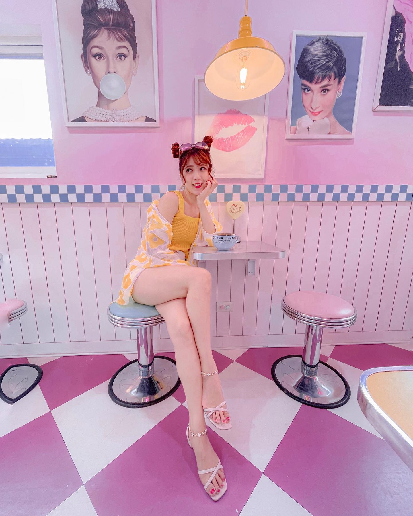 陽光美女「松鼠」迷人曲線直接引爆飢渴浪潮，「誘惑的坐姿」好犯規！-第1章-图片2