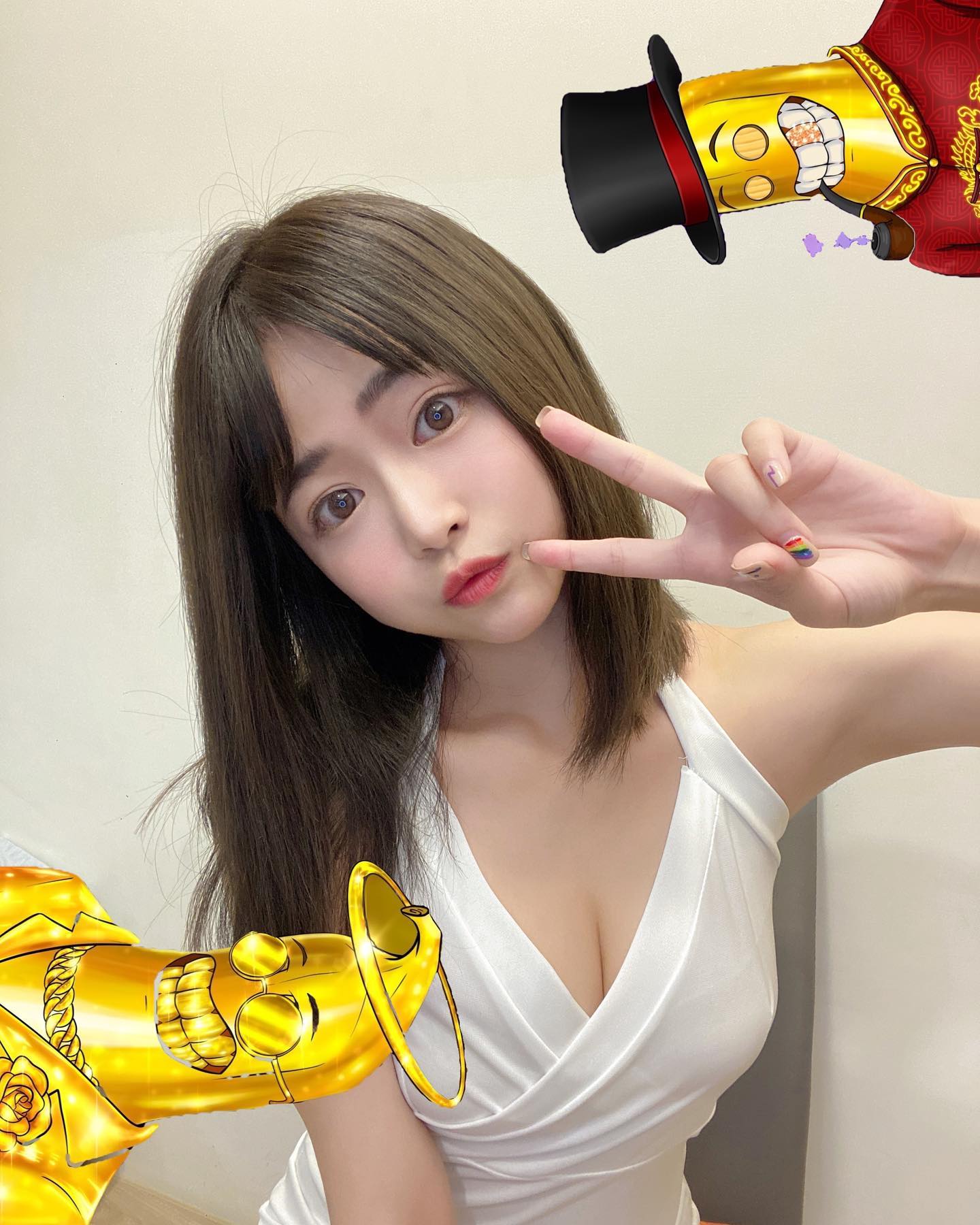 氣質正妹「徐薇涵」展延「銷魂川字」超香畫面被讚，絕美甜笑讓粉絲狂擠上船！-第1章-图片4