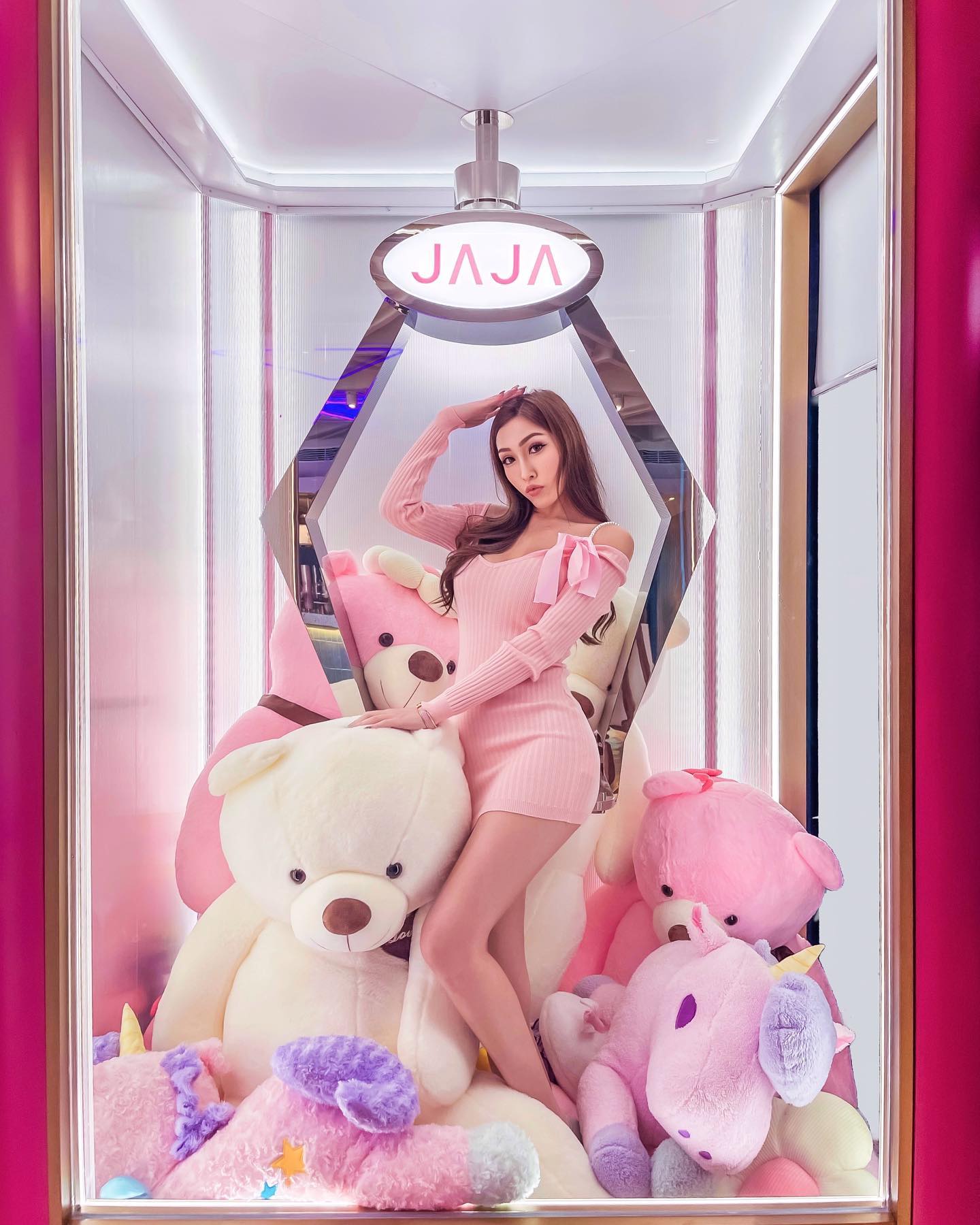 修長美腿女郎「吳熙榆」瘦歸瘦長輩還是好兇呀！換上比基尼好身材乍現-第1章-图片9