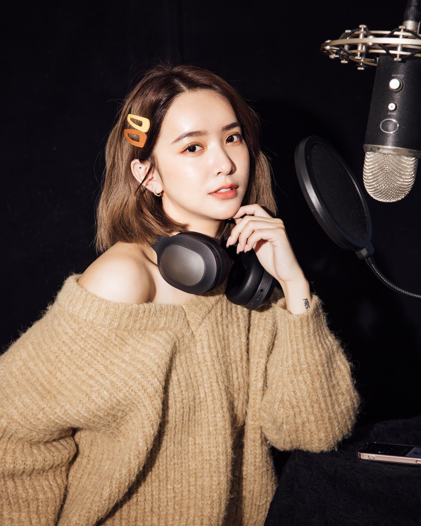 性感正妹「張雅涵」深溝照曝光，誘惑的「低胸畫面」讓網友都暈船啦-第1章-图片10