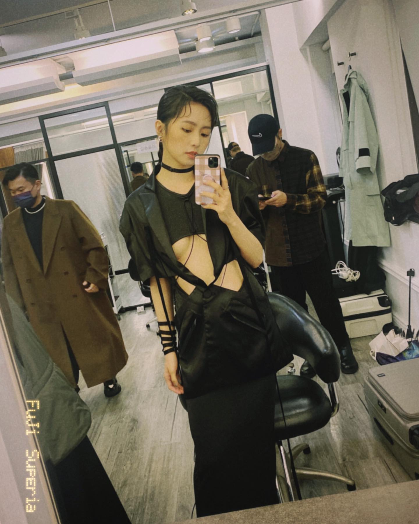 陽光甜心「簡廷芮」白嫩雙乳好誘惑！甜美笑容讓人一秒就戀愛！直接征服你的雙眼！-第1章-图片10