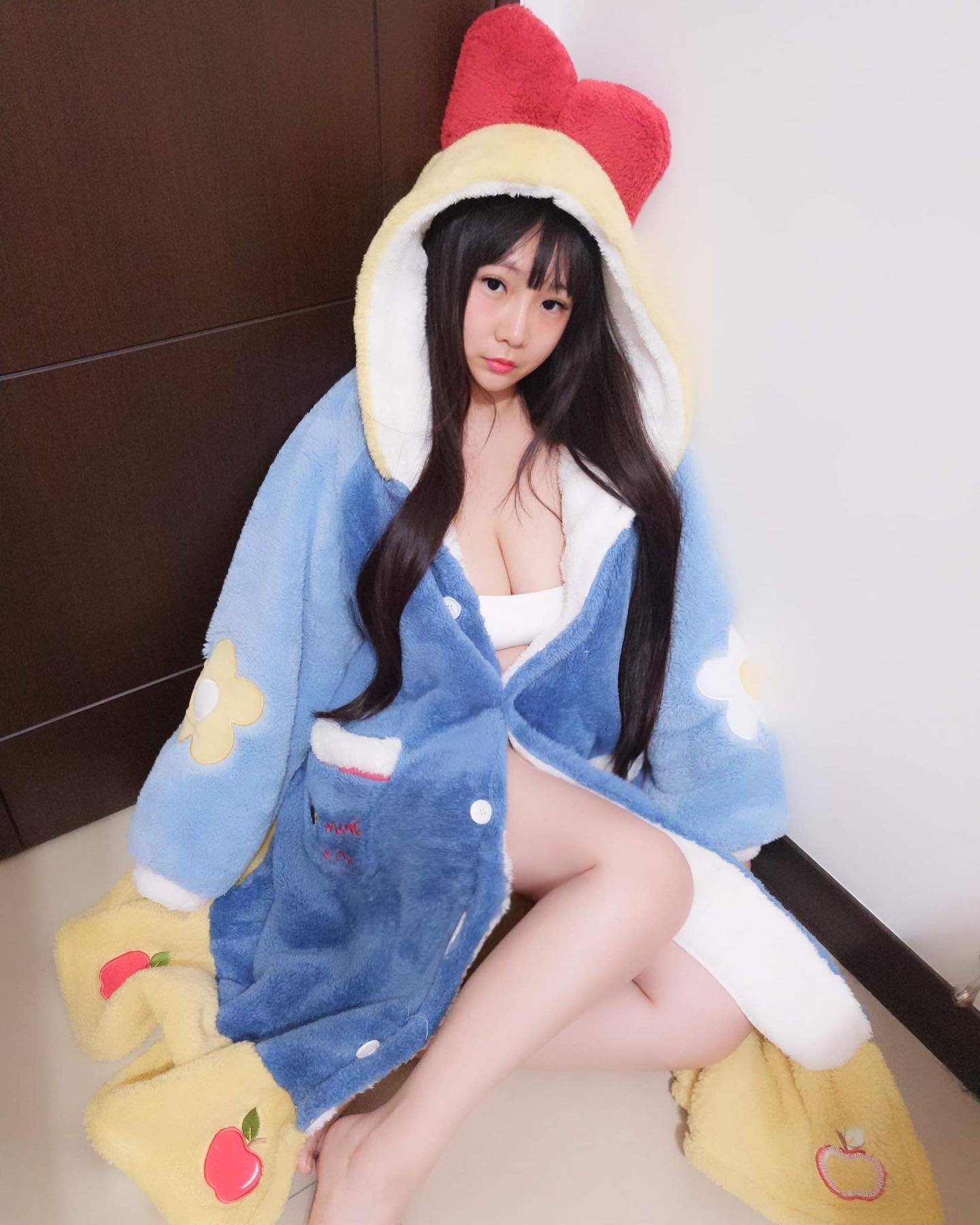 療癒系女神「徐柑仔」低胸大露事業線，簡直天菜！讓人鼻血狂噴啊！-第1章-图片5