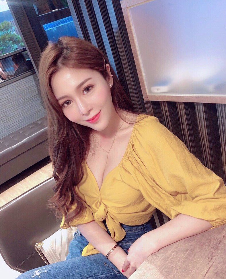 Nica渾圓美乳大解放 網瘋：雪乳夾起來特別性感-第1章-图片14