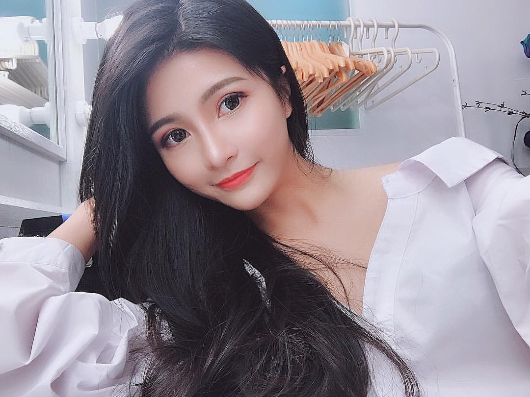 電玩直播主毛毛無辜眼神 讓人想好好照顧她-第1章-图片12
