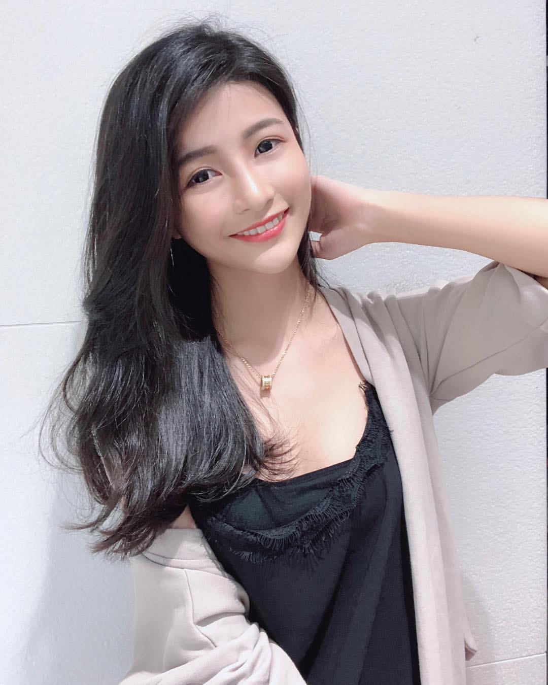 電玩直播主毛毛無辜眼神 讓人想好好照顧她-第1章-图片16