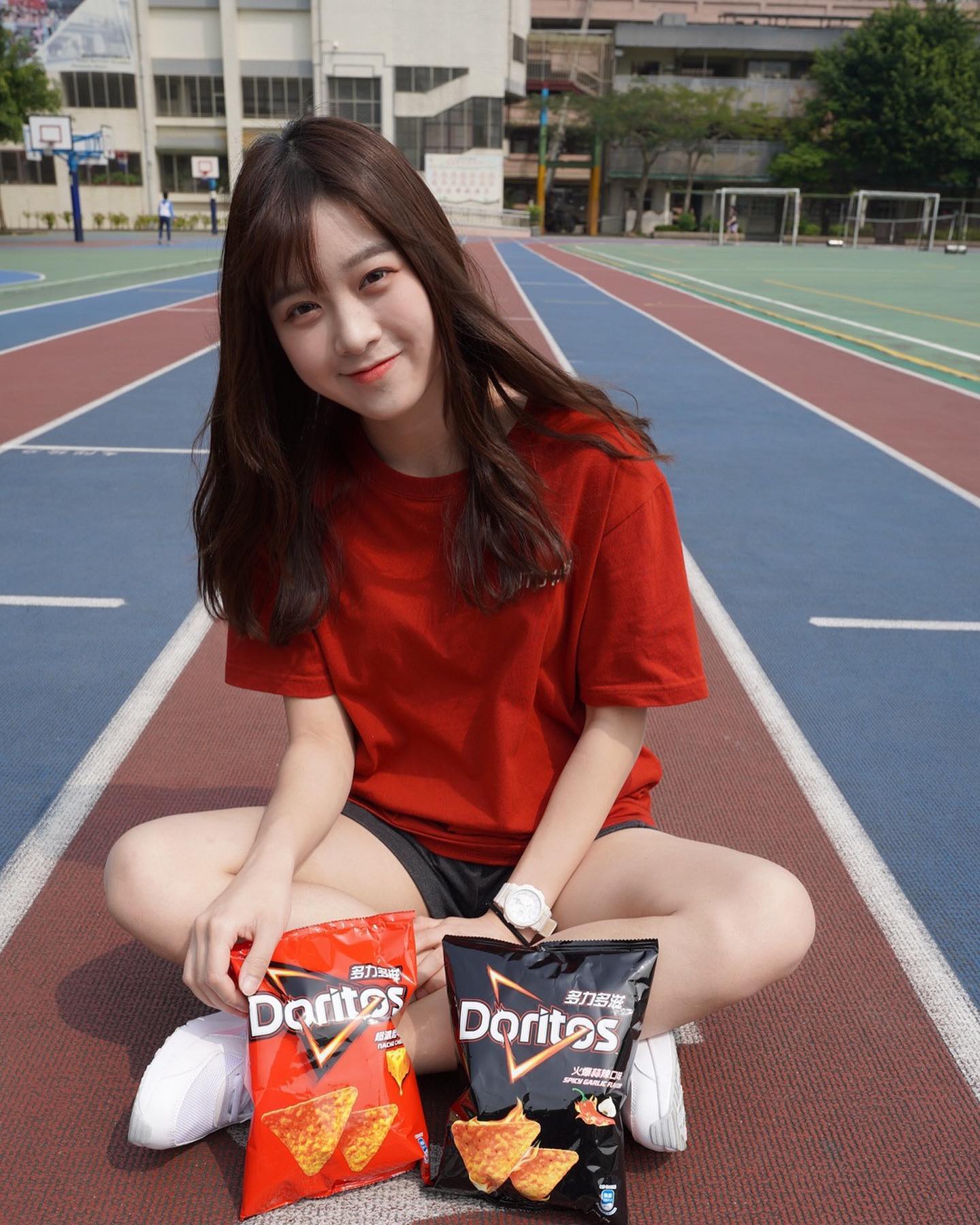 最美大學生「容欣」甜美模樣讓大家都想帶她出國玩！白嫩身材讓人忍不住疼愛！-第1章-图片4