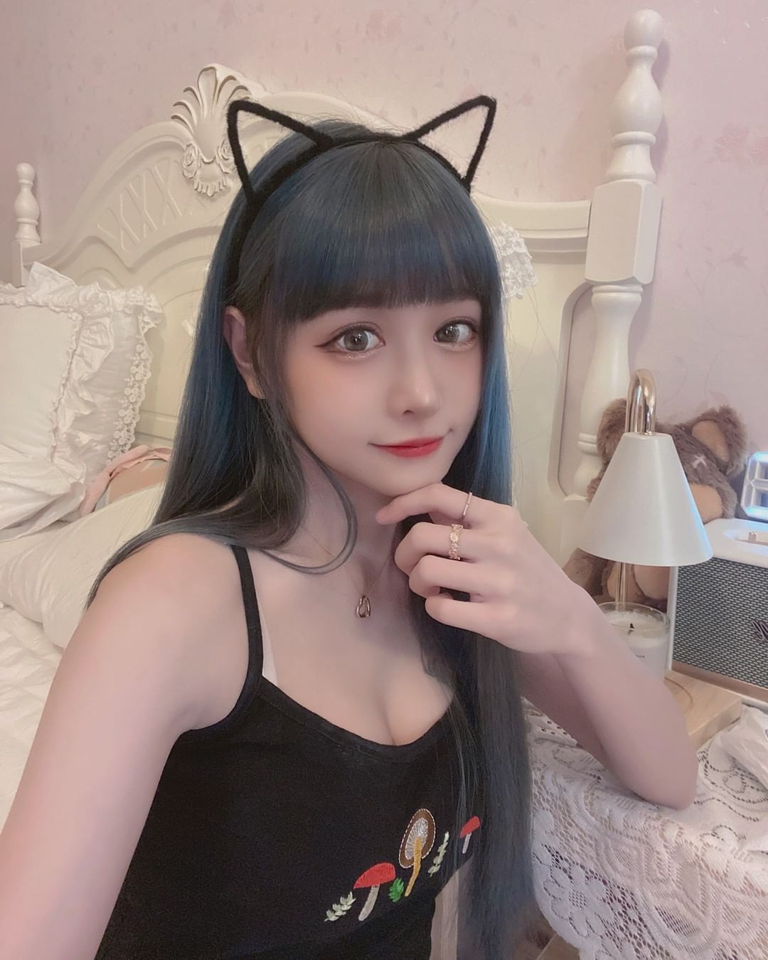 絕美洋娃娃「王依渟」仙女般小巧容顏，凹凸曲線讓司機們想靠近又怕失控！-第1章-图片6